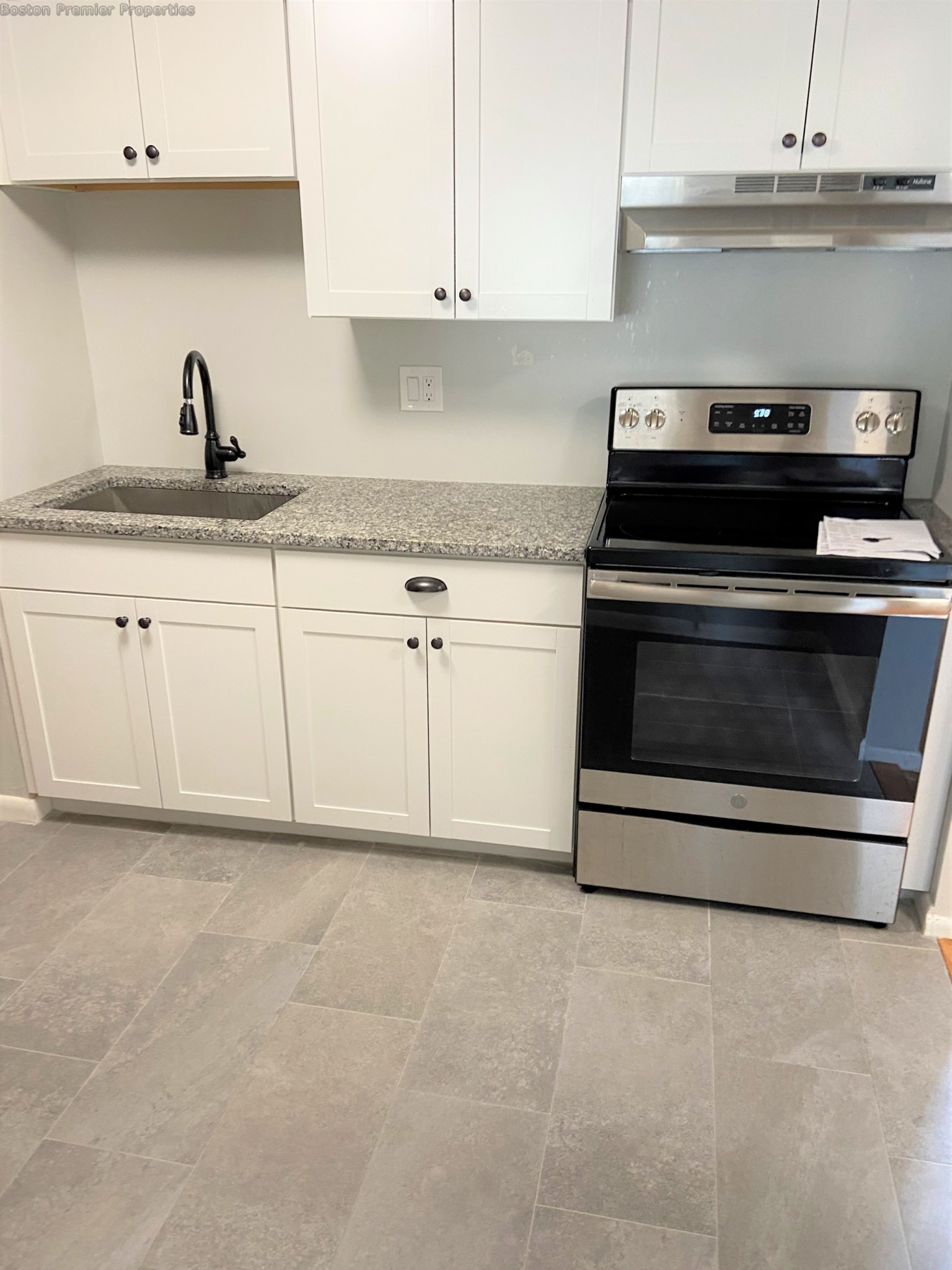 1 bed, 1 bath apartment for rent at 293 Willard St Unit 14, Quincy — photo 9 of 9