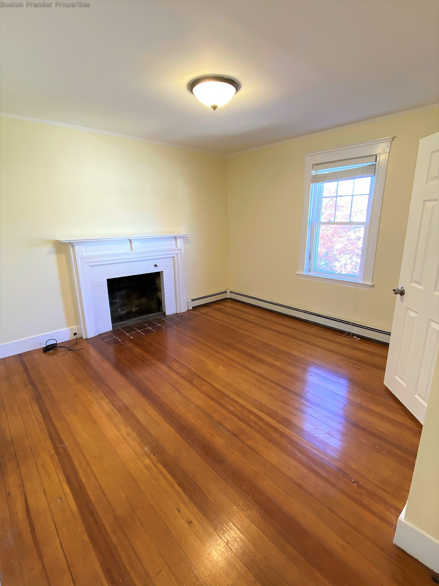 2 bed, 1 bath apartment for rent at 1 Thornton St, Quincy — photo 5 of 8