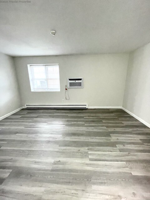 Studio bed, 1 bath apartment for rent at 55 Elmwood Park Unit 30, Quincy — photo 6 of 6