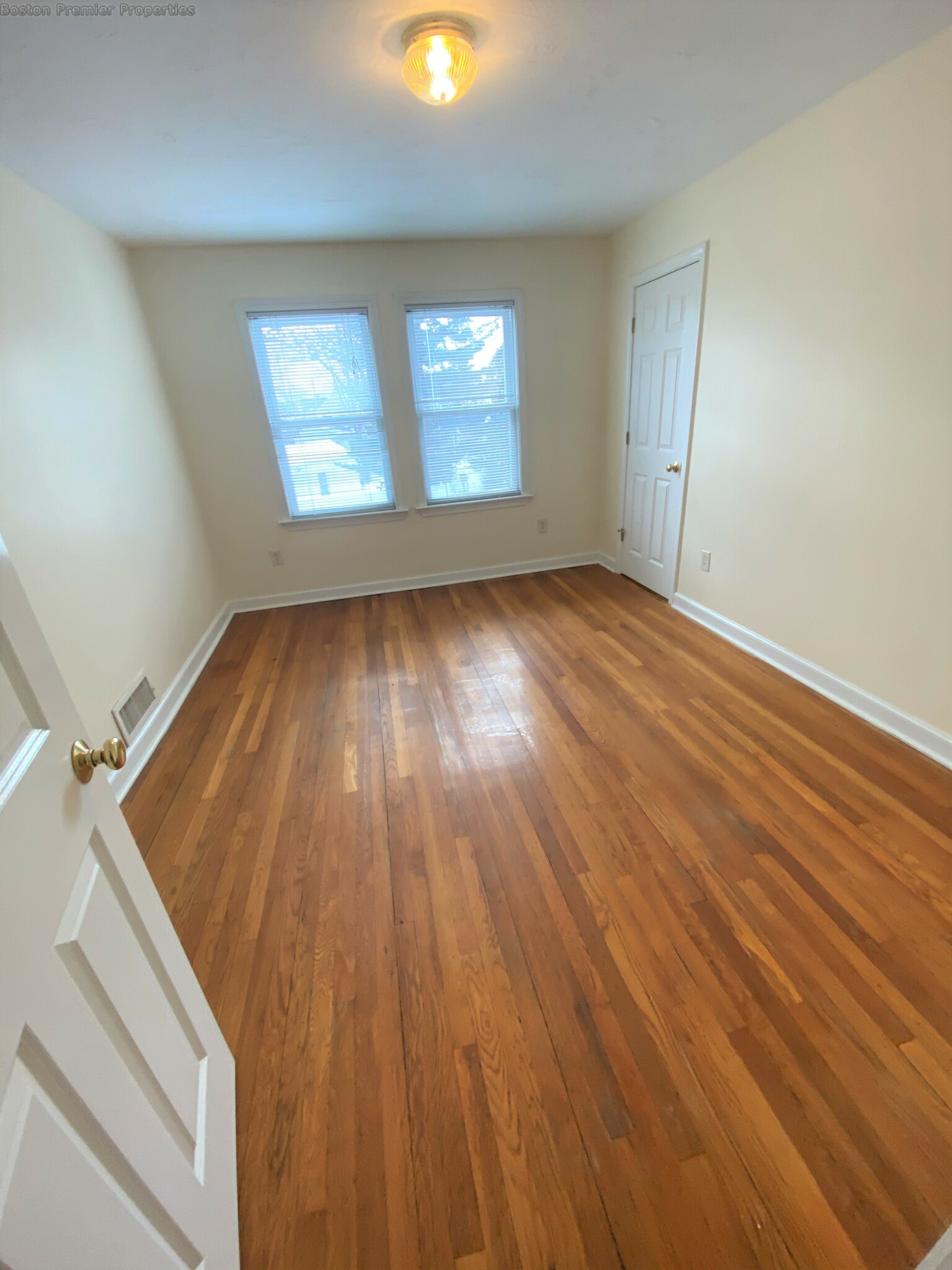 2 bed, 1 bath apartment for rent at 30 Ebbett Ave, Quincy — photo 11 of 13