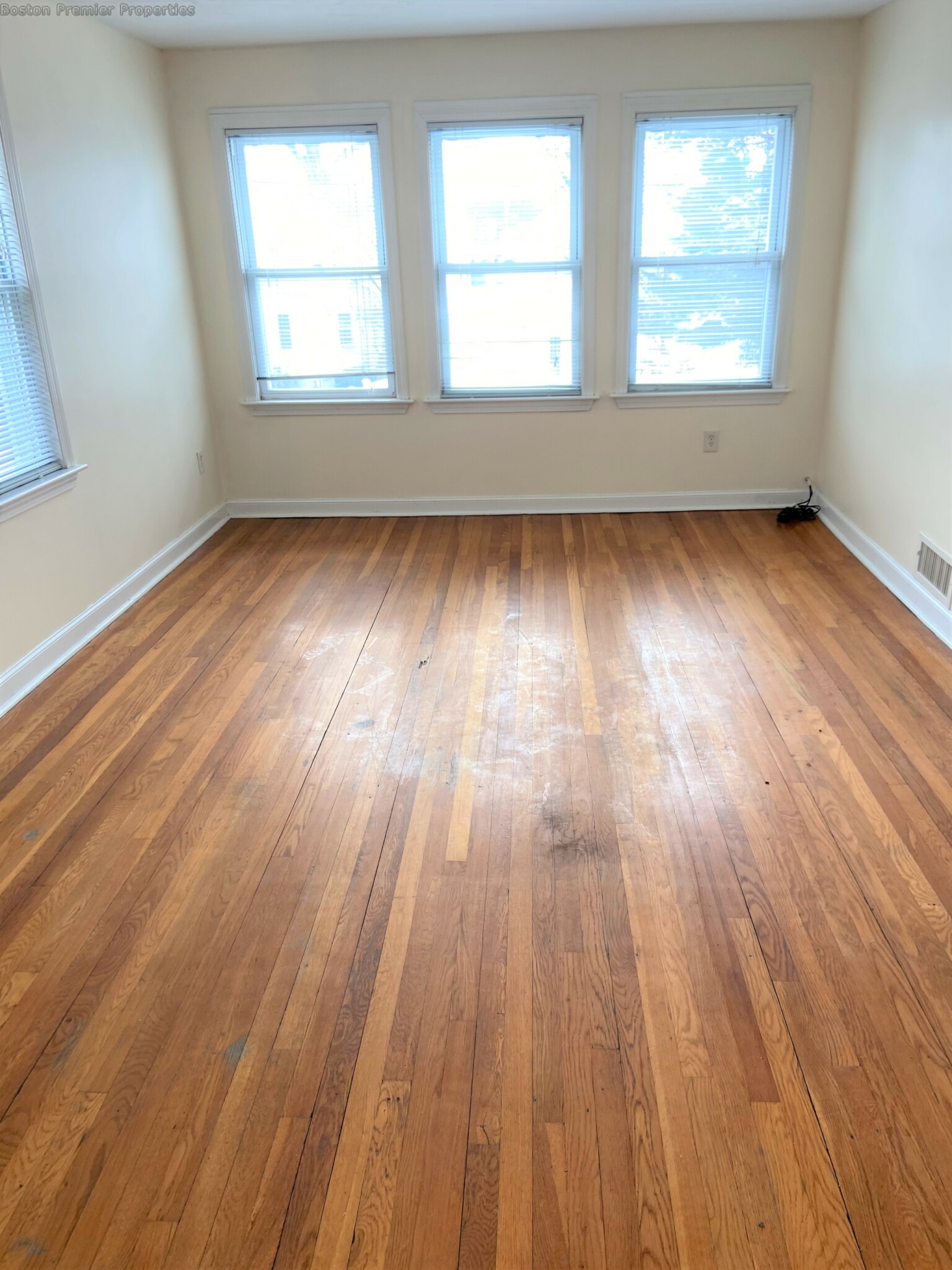 2 bed, 1 bath apartment for rent at 30 Ebbett Ave, Quincy — photo 8 of 13