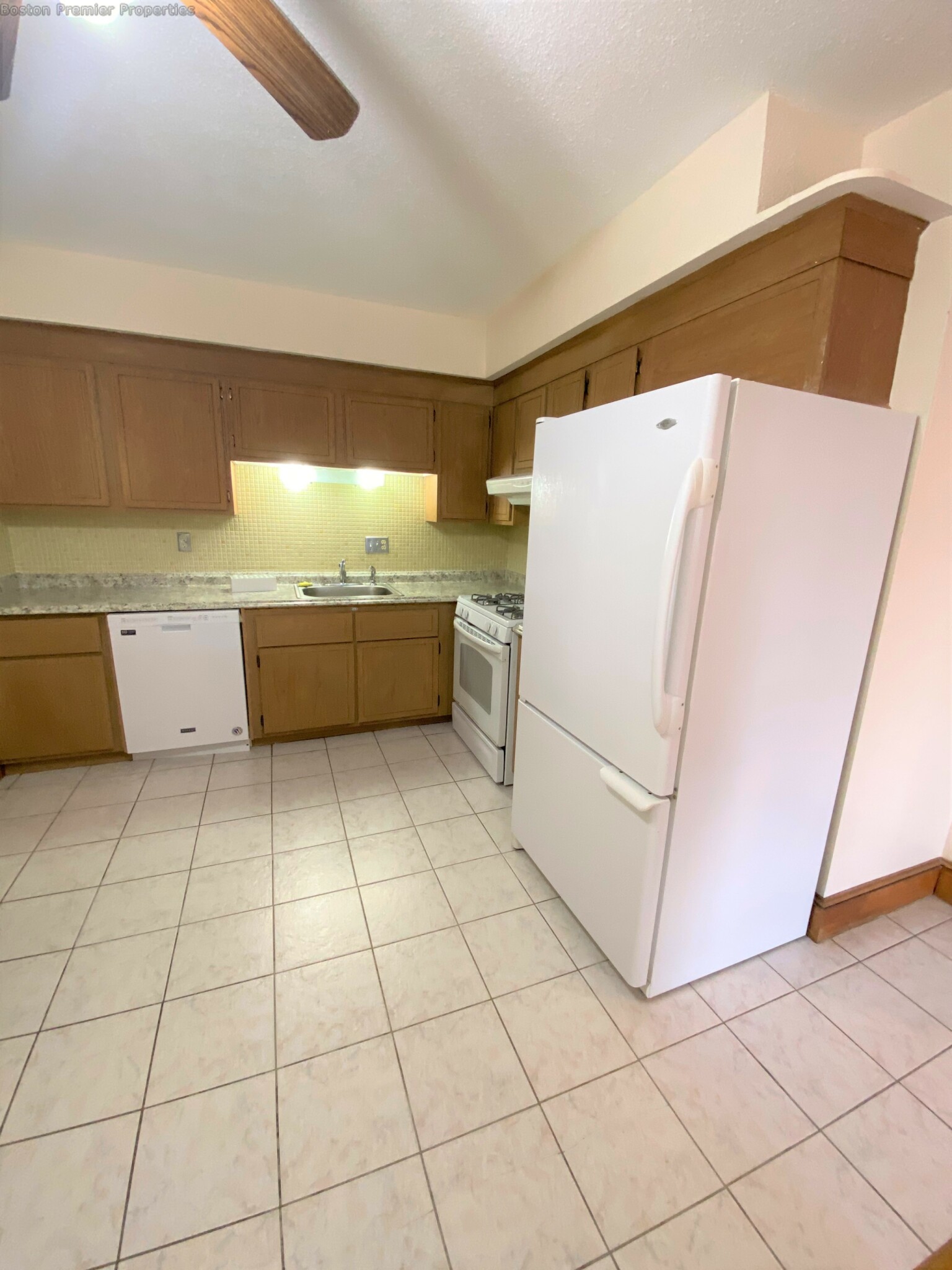 2 bed, 1 bath apartment for rent at 33 South Unit 7, Quincy — photo 10 of 10
