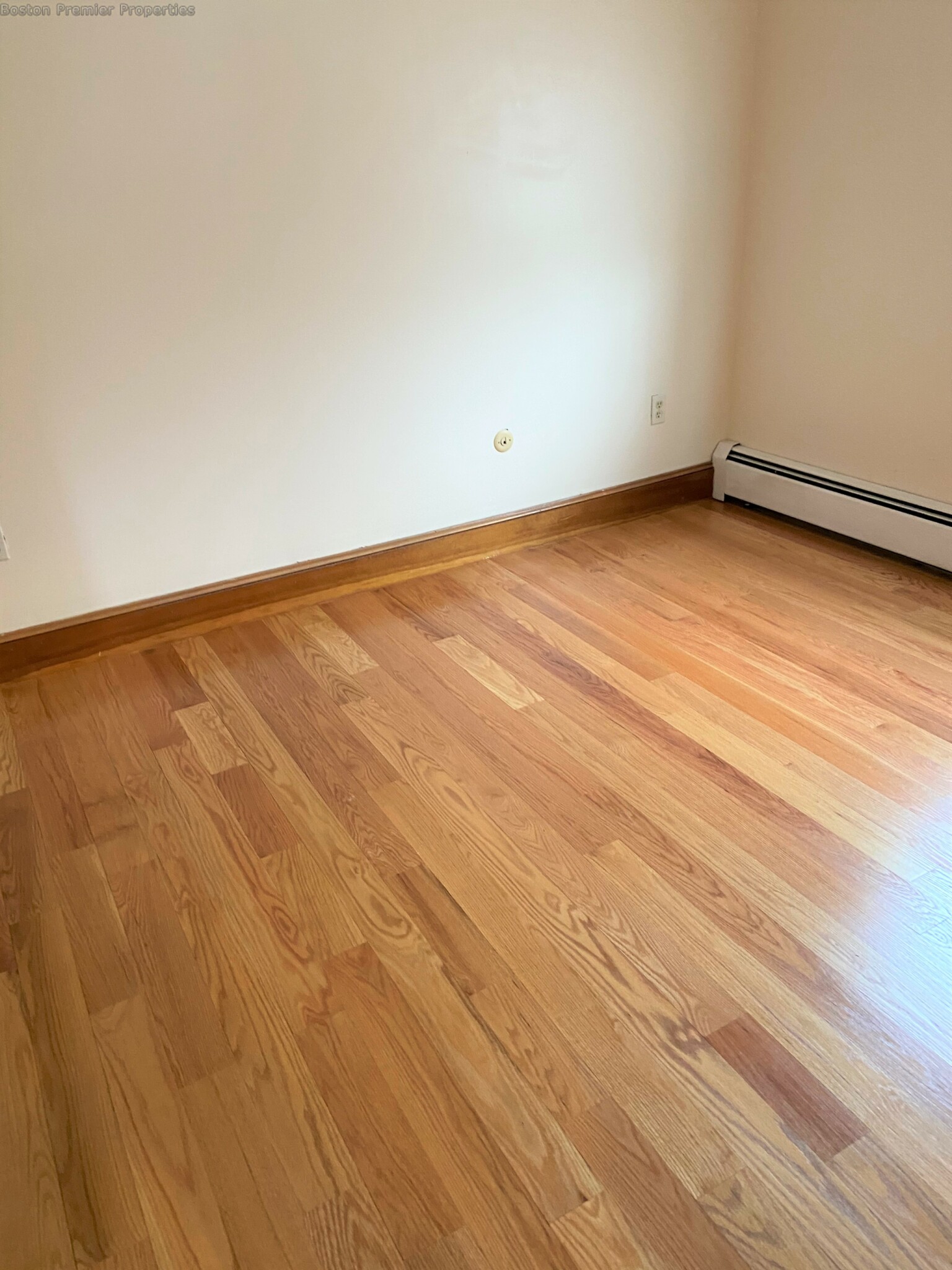 2 bed, 1 bath apartment for rent at 33 South Unit 7, Quincy — photo 5 of 10
