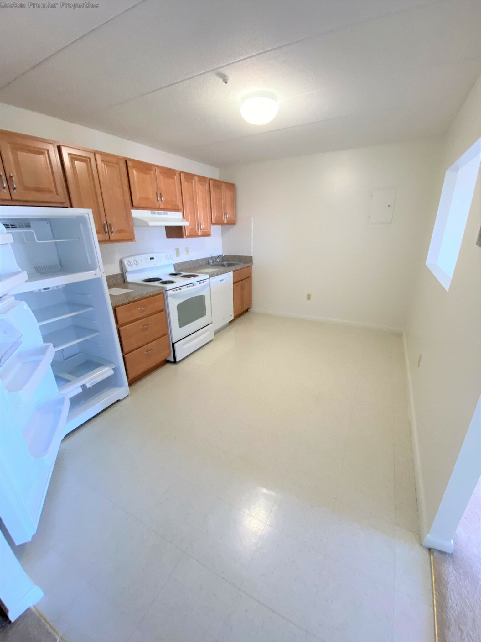 2 bed, 1 bath apartment for rent at 225 Independence Ave Unit 35, Quincy