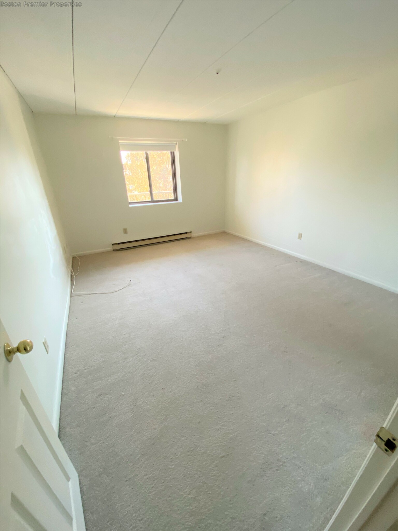 2 bed, 1 bath apartment for rent at 225 Independence Ave Unit 35, Quincy — photo 3 of 12