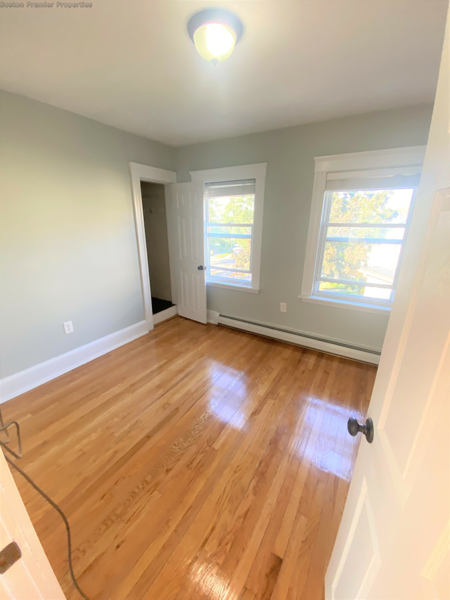 1 bed, 1 bath apartment for rent at 218 Billings, Quincy — photo 3 of 11