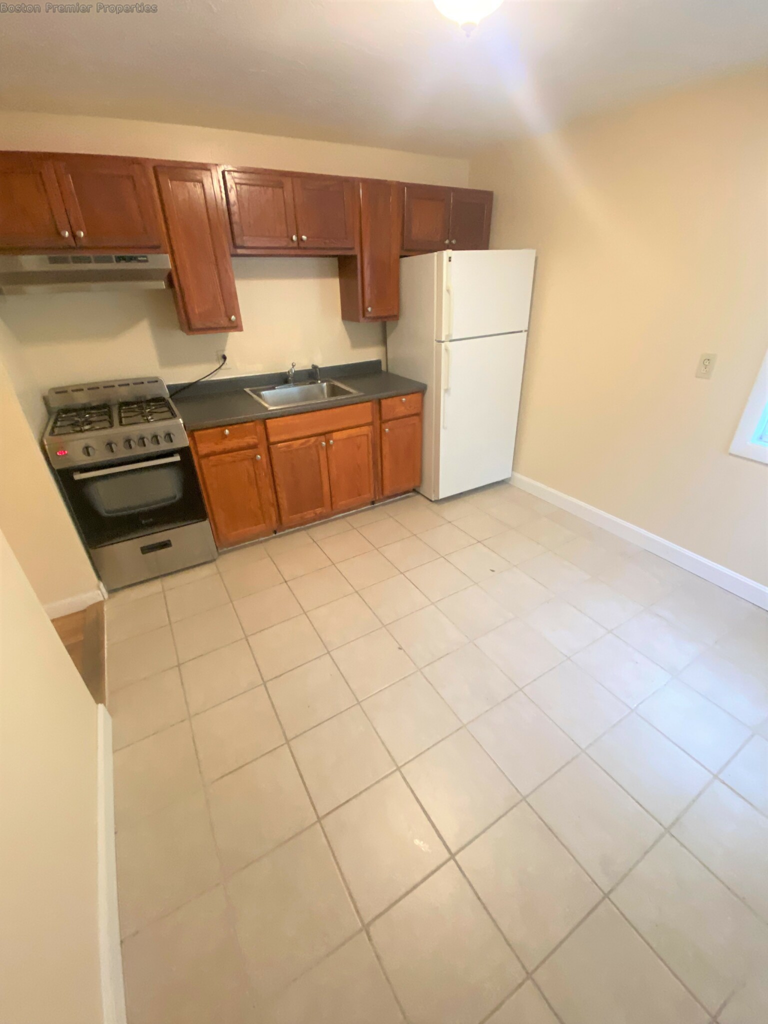 1 bed, 1 bath apartment for rent at 8 Abington Ave Unit 2L, Holbrook — photo 8 of 11
