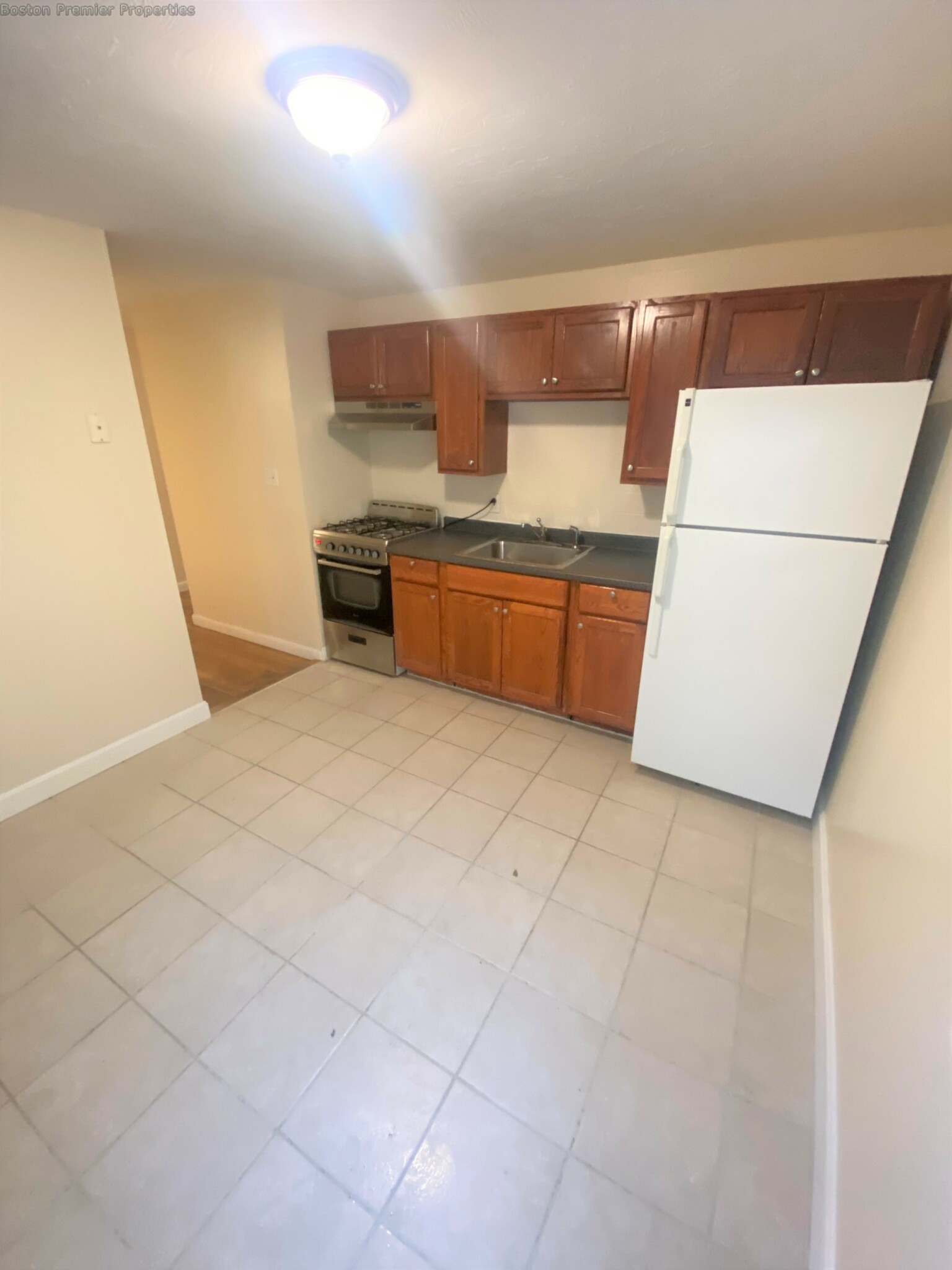 1 bed, 1 bath apartment for rent at 8 Abington Ave Unit 2L, Holbrook — photo 9 of 11