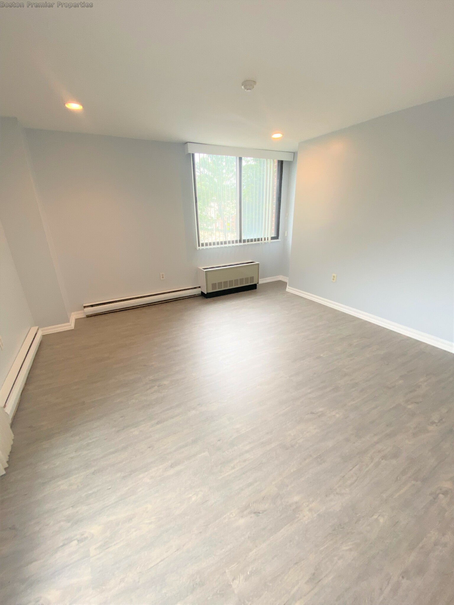 1 bed, 1 bath apartment for rent at 77 Adams St Unit 210, Quincy