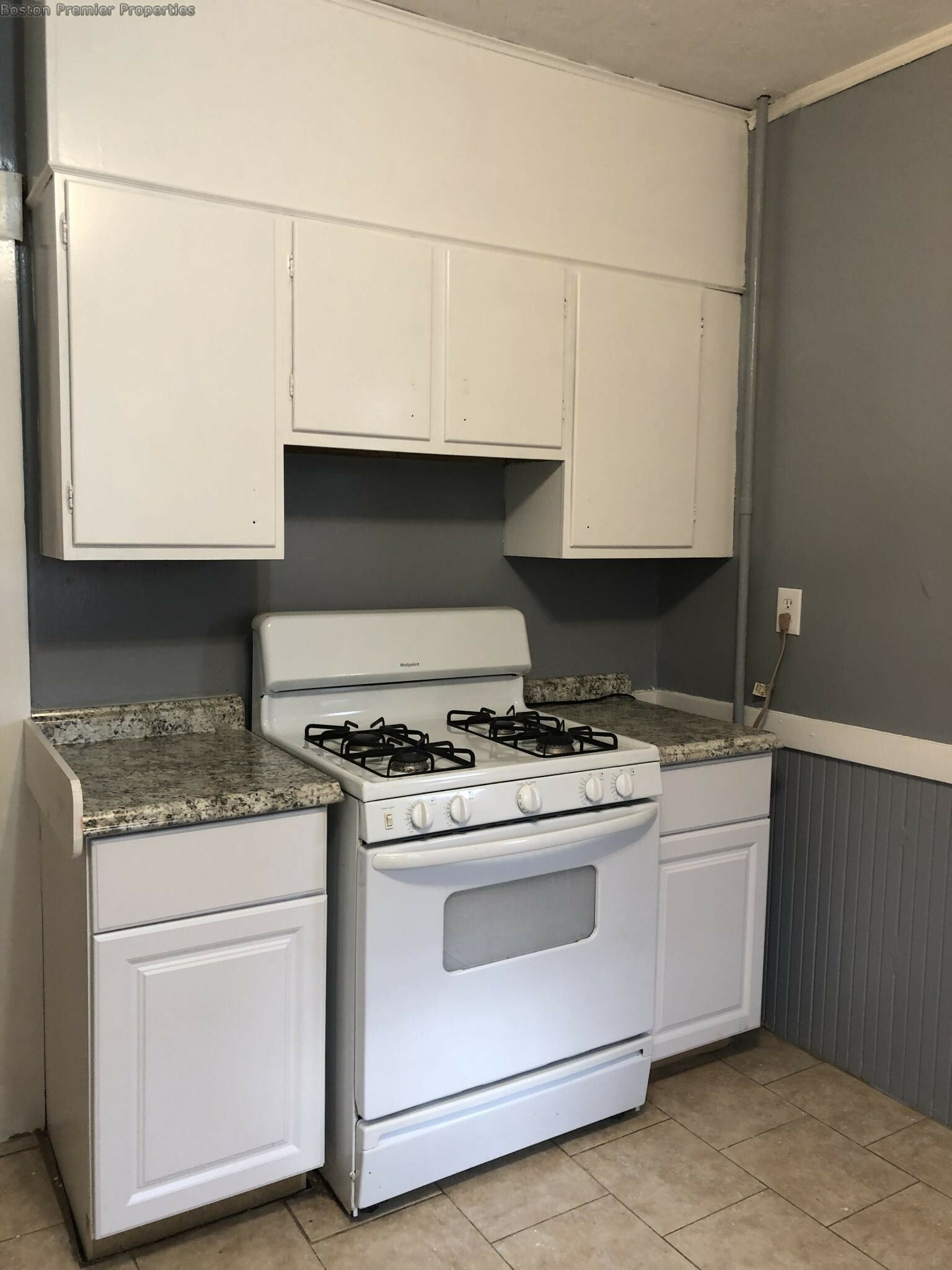 3 bed, 1 bath apartment for rent at 81 Dewey Rd Unit 4, Braintree