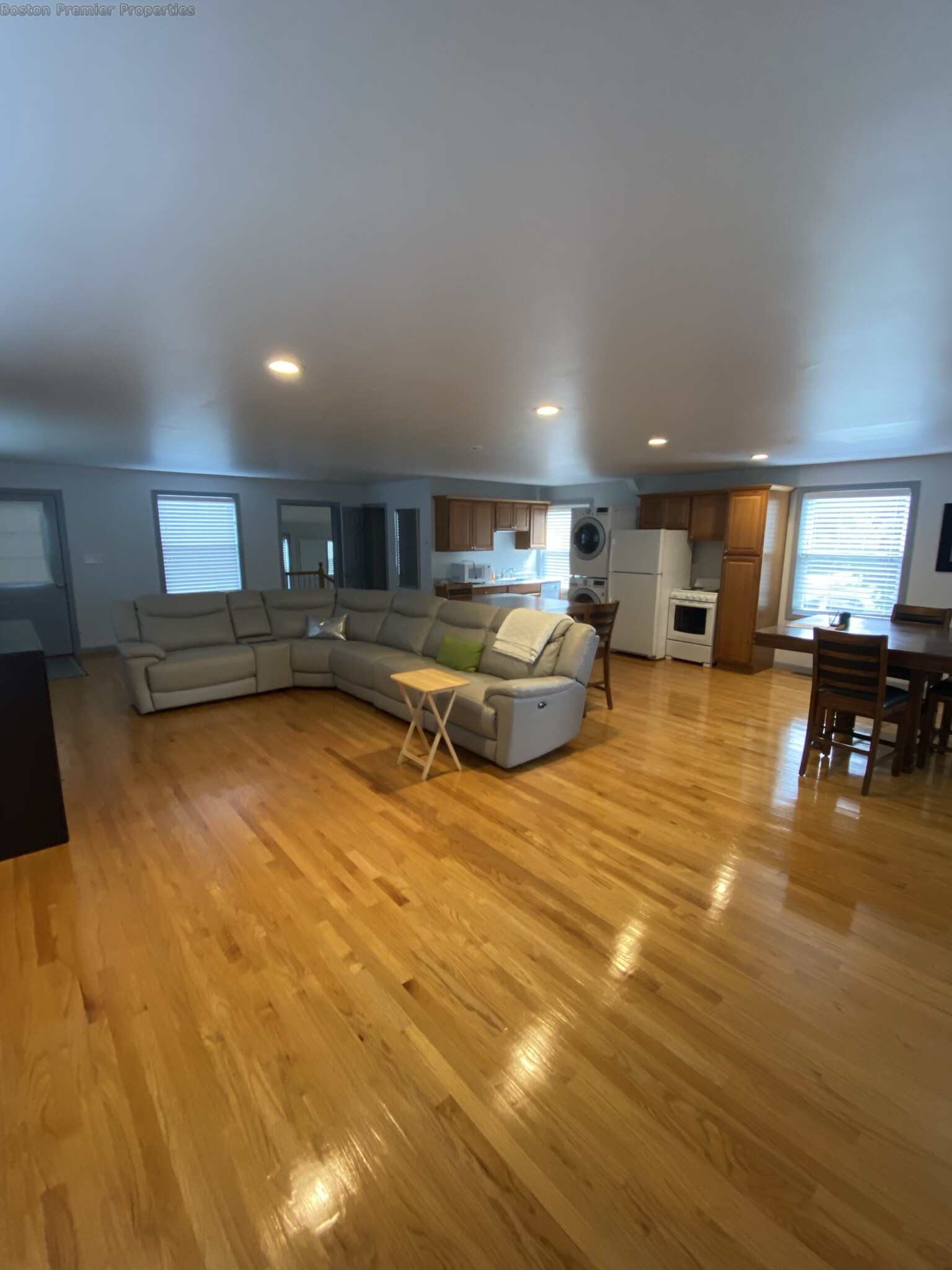 1 bed, 1 bath apartment for rent at 206 Hingham Unit G, Rockland — photo 1 of 10