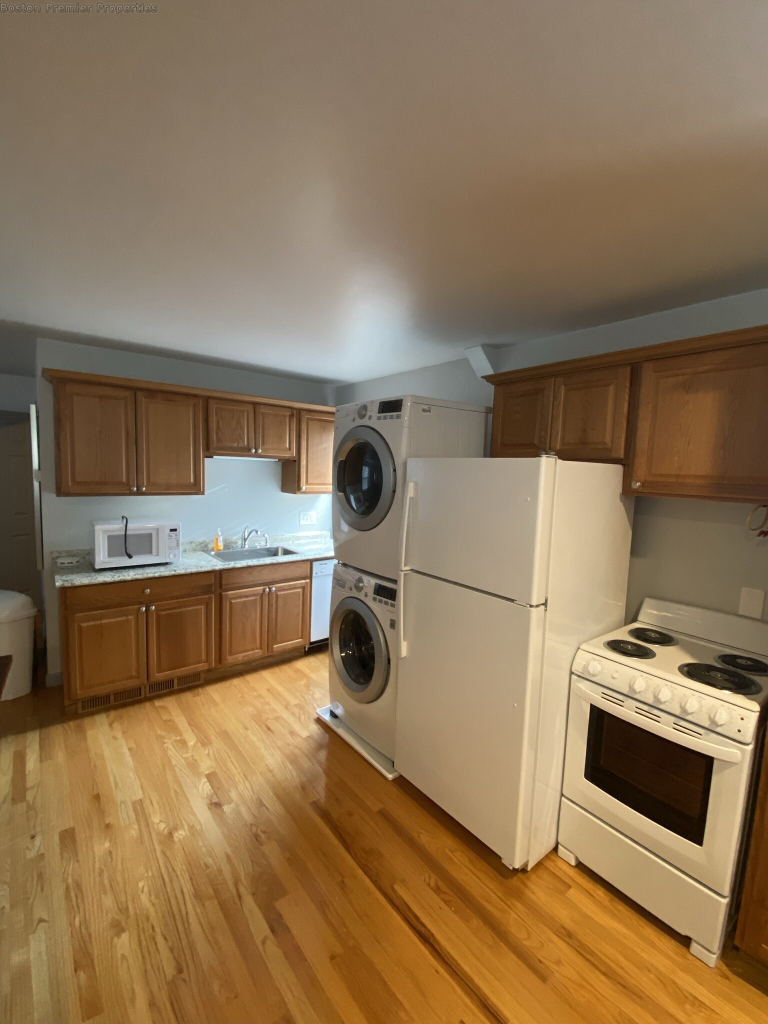 1 bed, 1 bath apartment for rent at 206 Hingham Unit G, Rockland — photo 6 of 10
