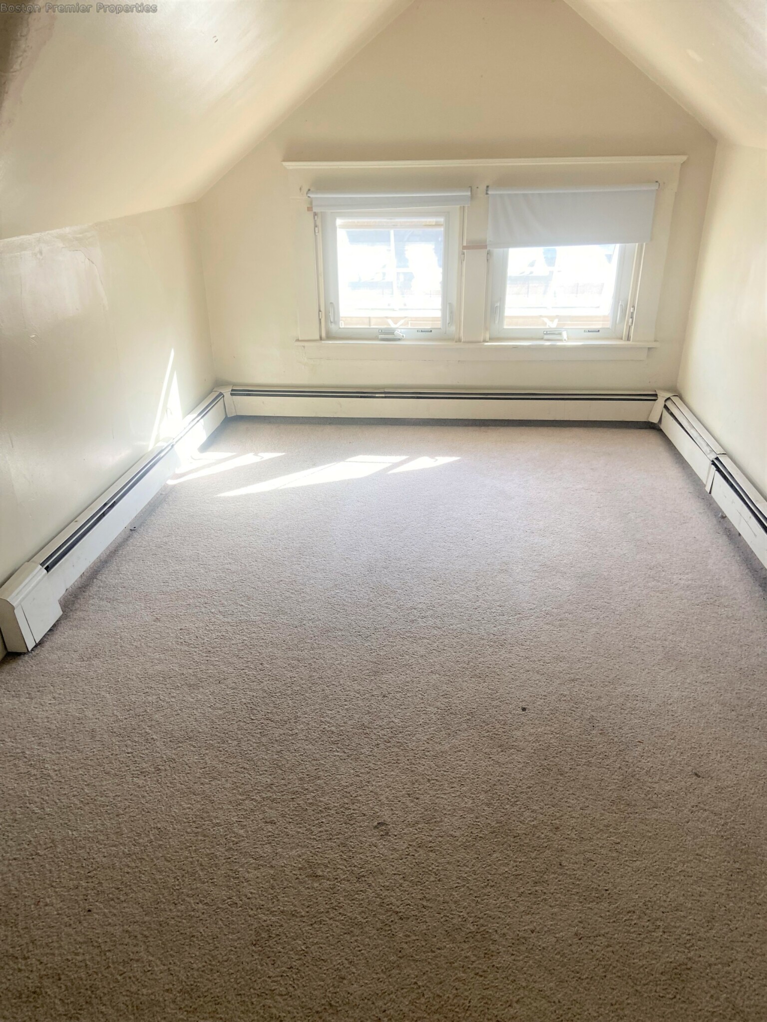 1 bed, 1 bath apartment for rent at 24 Beach Unit 6, Quincy — photo 3 of 10