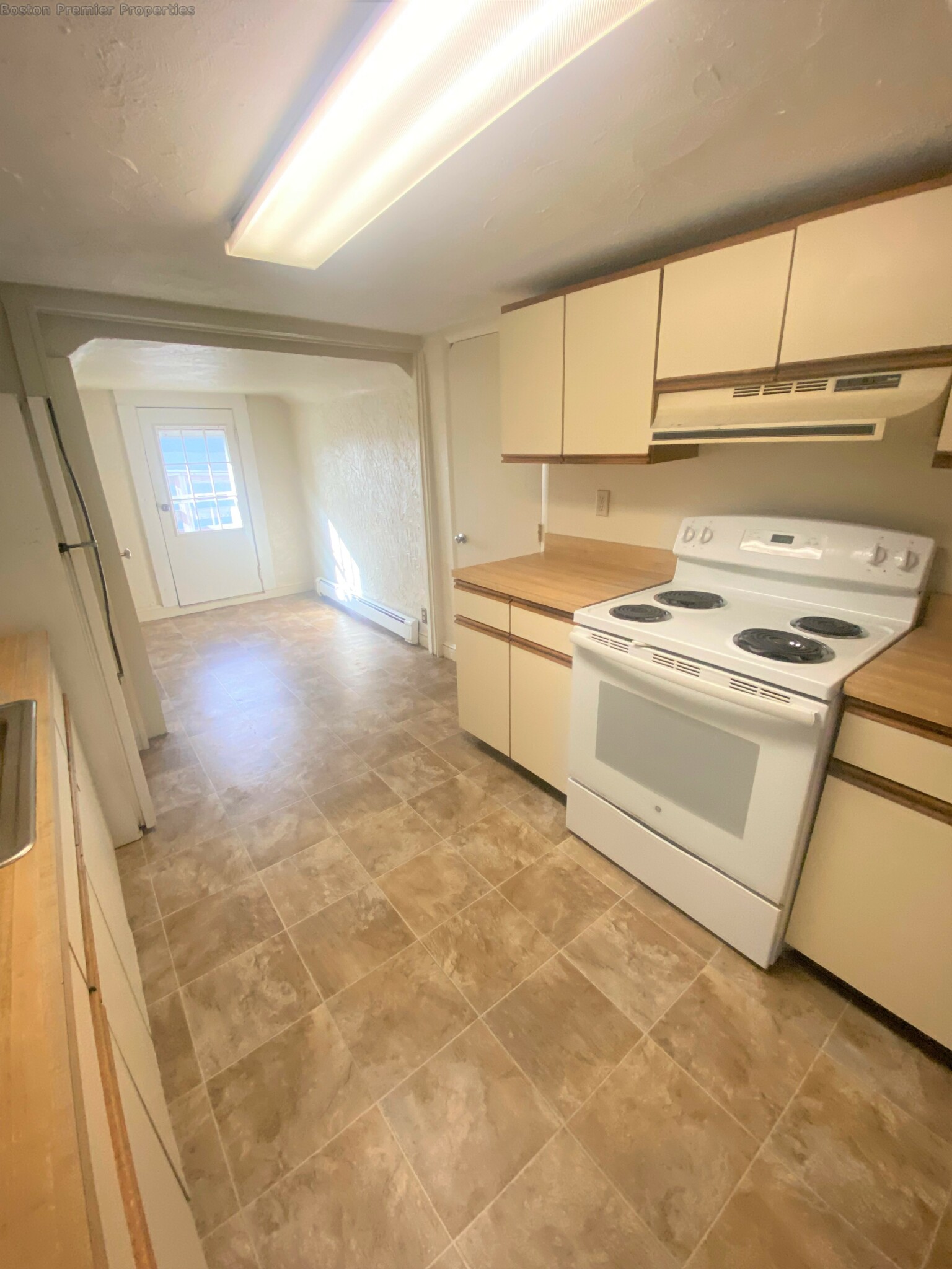 1 bed, 1 bath apartment for rent at 24 Beach Unit 6, Quincy — photo 10 of 10
