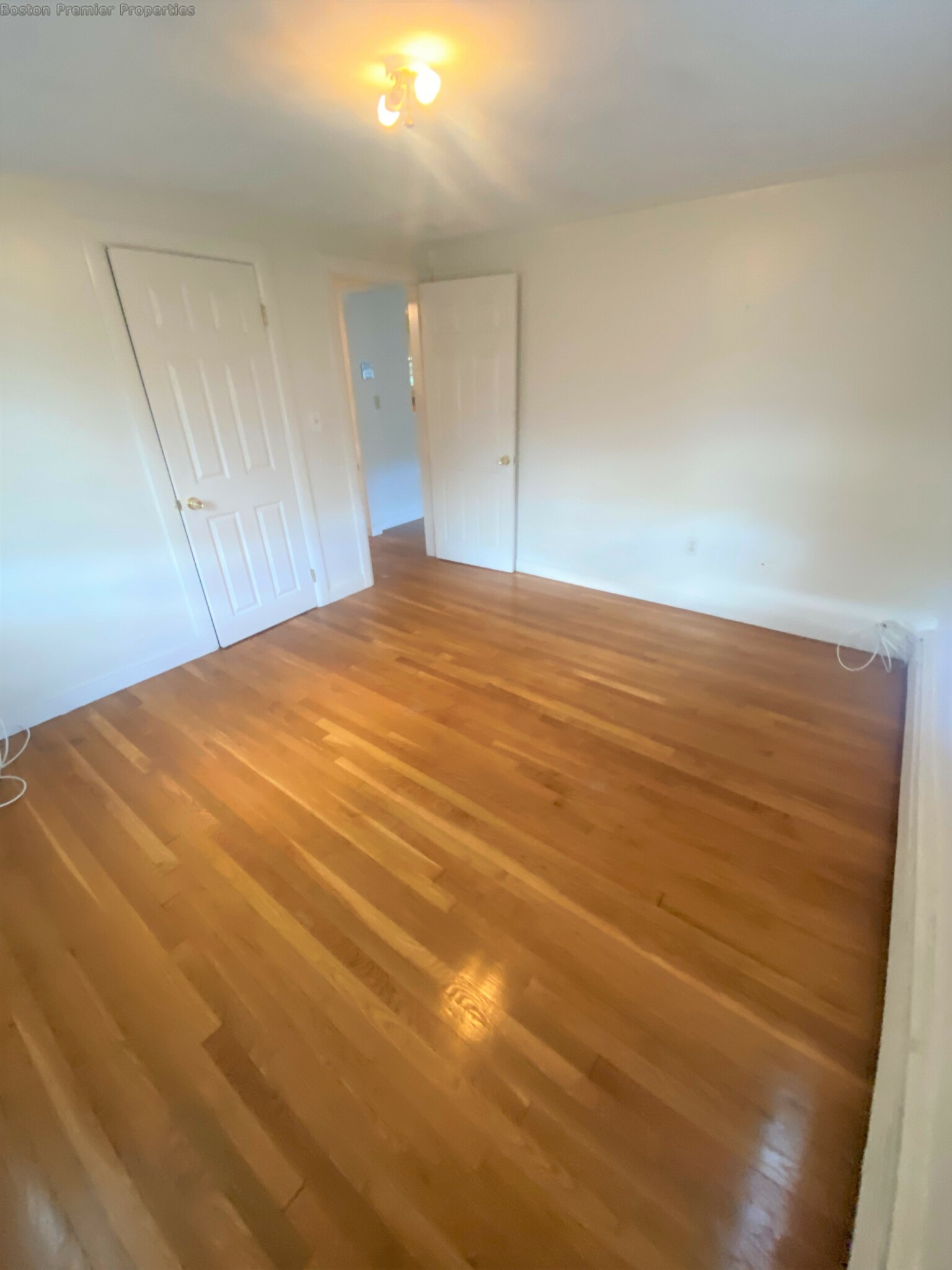 2 bed, 1 bath apartment for rent at 18 Old Colony Ave Unit 4, Quincy — photo 2 of 8