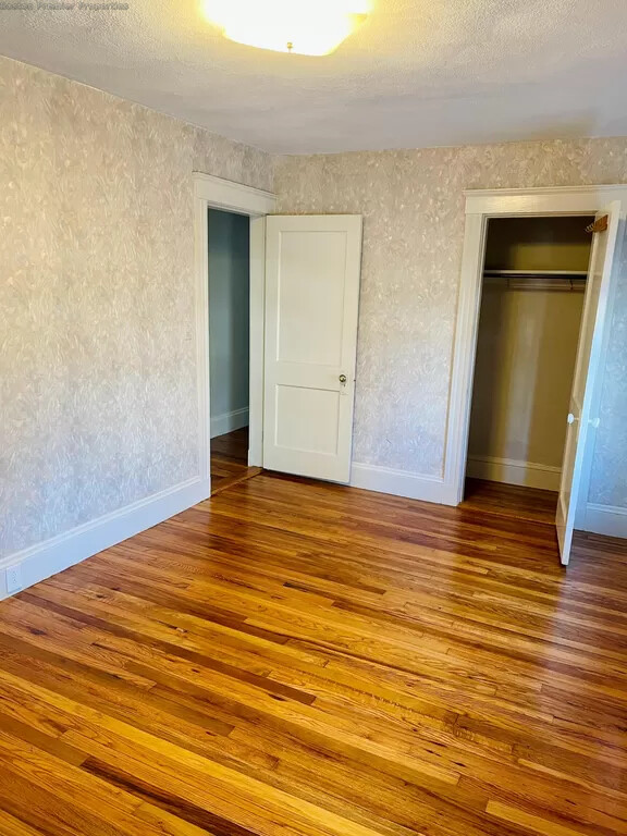 2 bed, 1 bath apartment for rent at 126 Warren Ave, Milton — photo 1 of 13