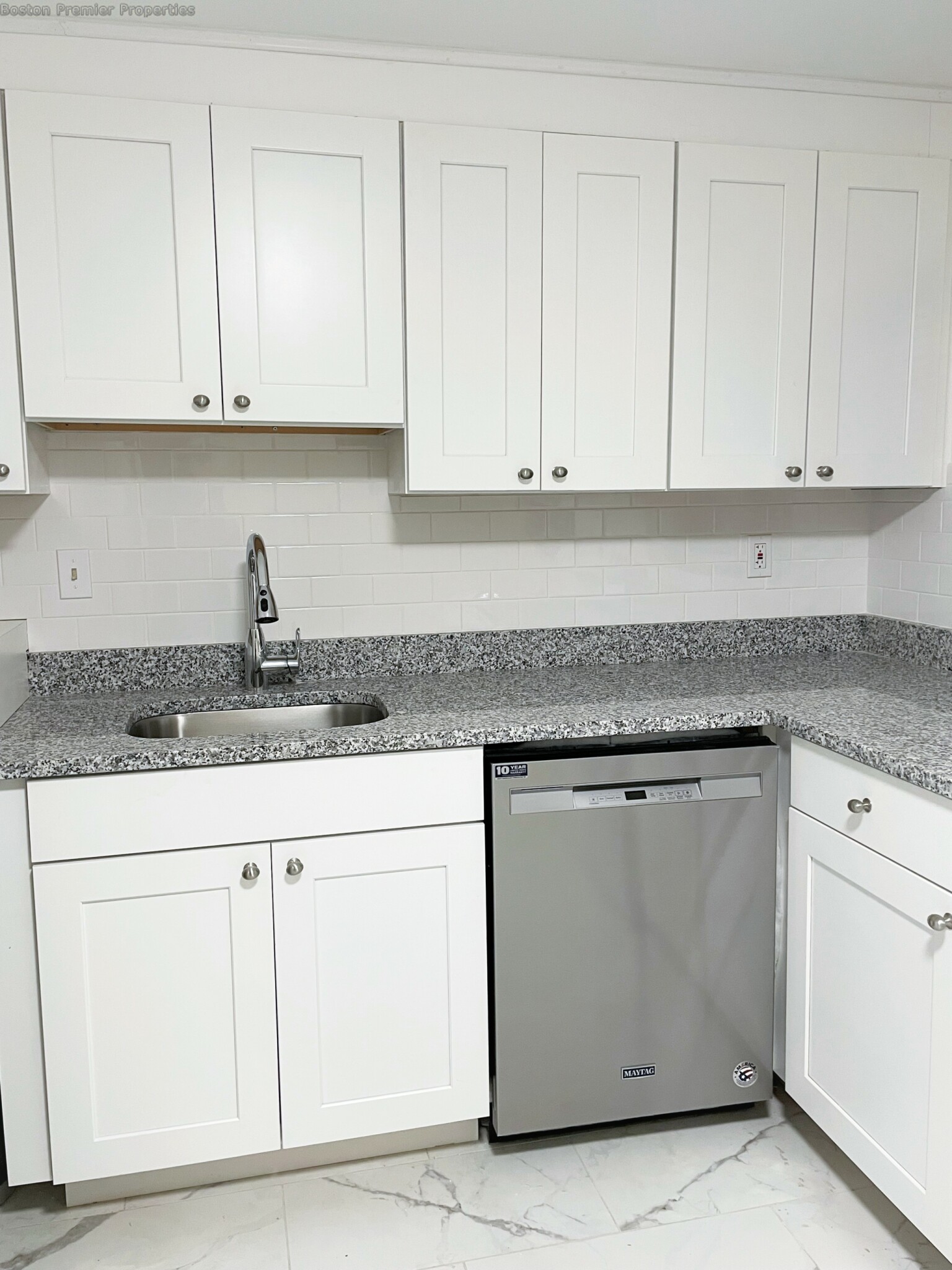 2 bed, 1 bath apartment for rent at 836 Sea St Unit 3, Quincy — photo 12 of 15