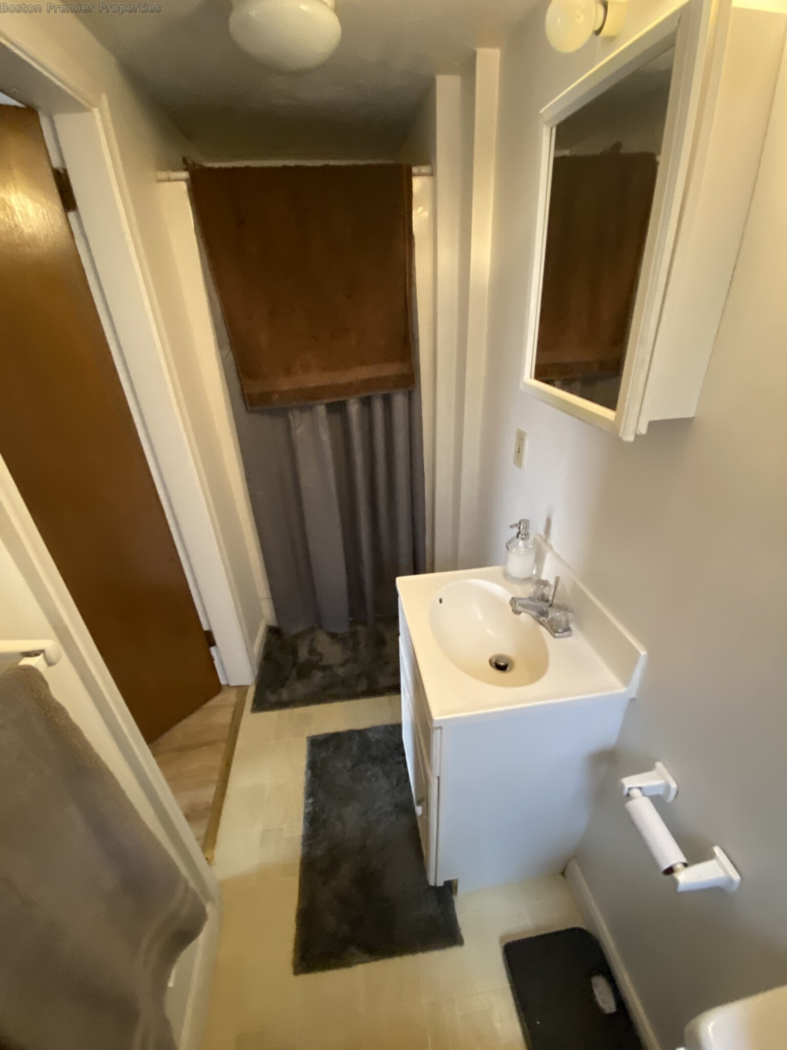 1 bed, 1 bath apartment for rent at 337 Union Unit 1, Braintree — photo 6 of 11