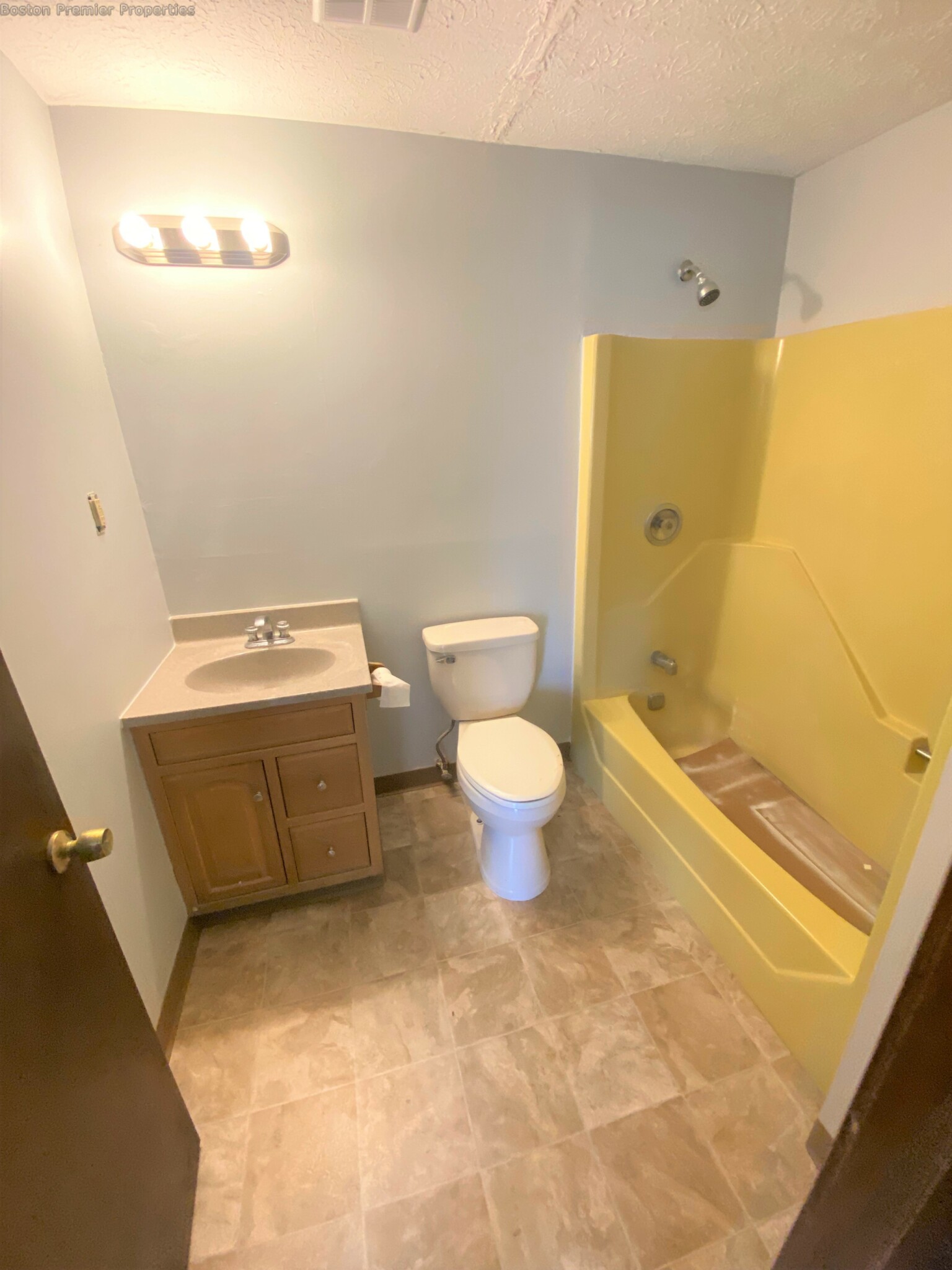 2 bed, 1 bath apartment for rent at 15 Veranda Rd Unit 8, Braintree — photo 8 of 10