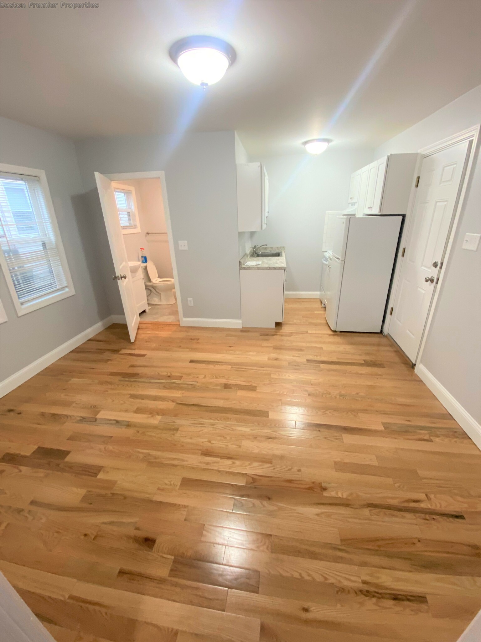 483 Newport Ave, Quincy