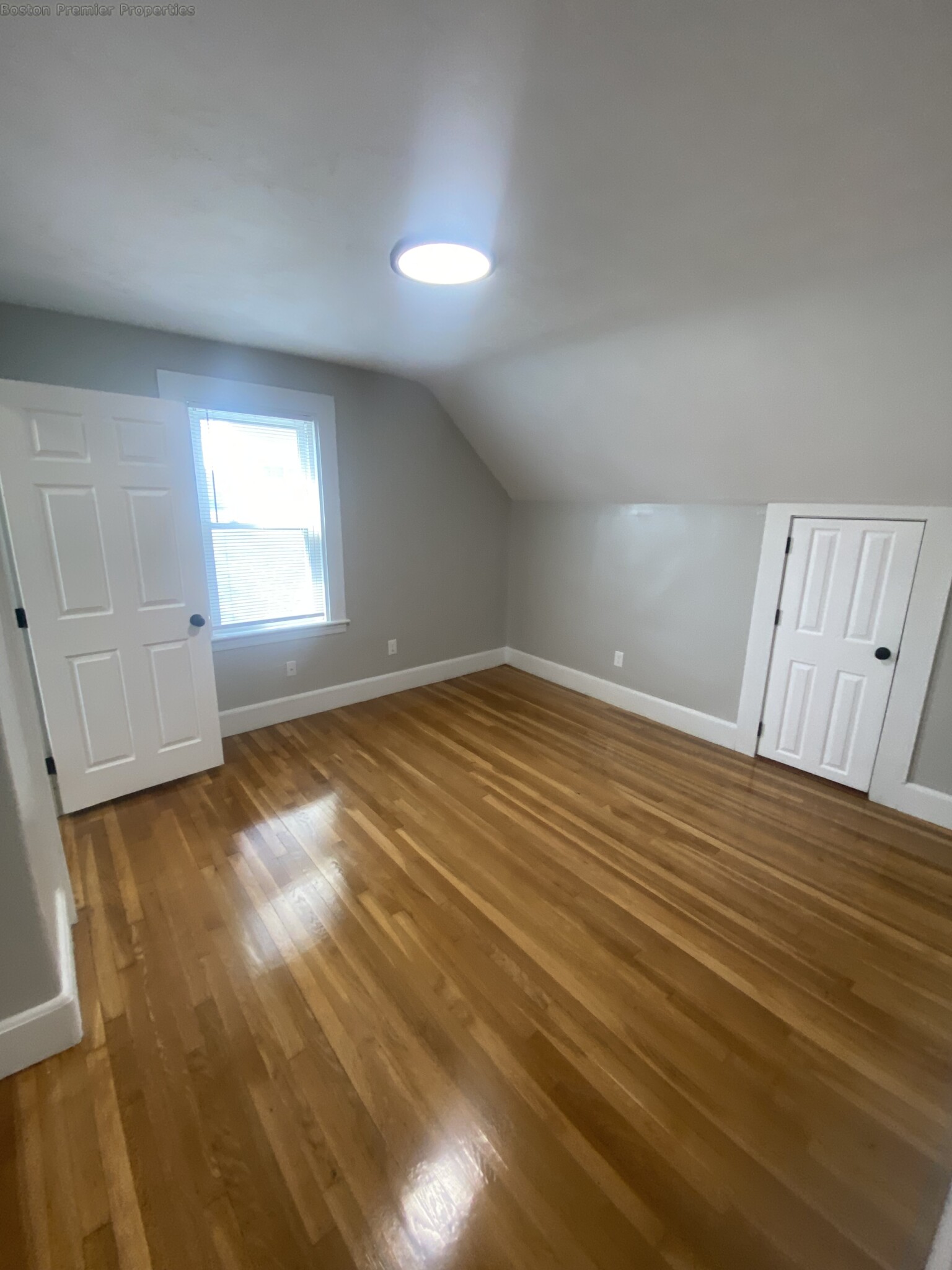 13-15 Kent St, Quincy