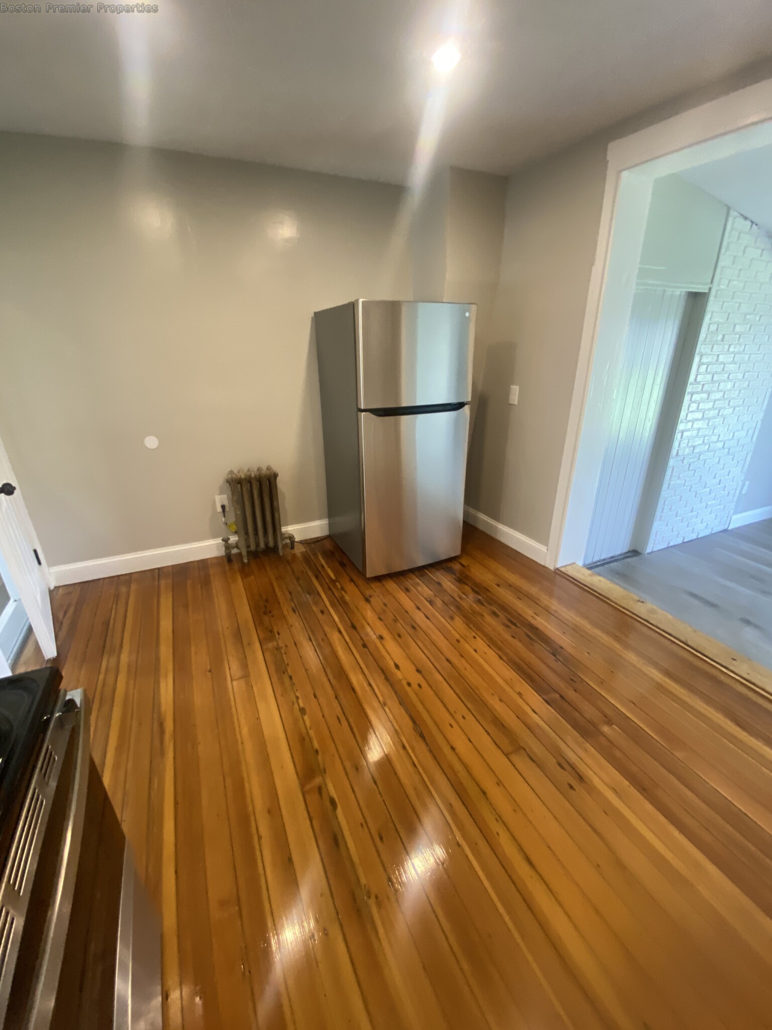 13-15 Kent St, Quincy