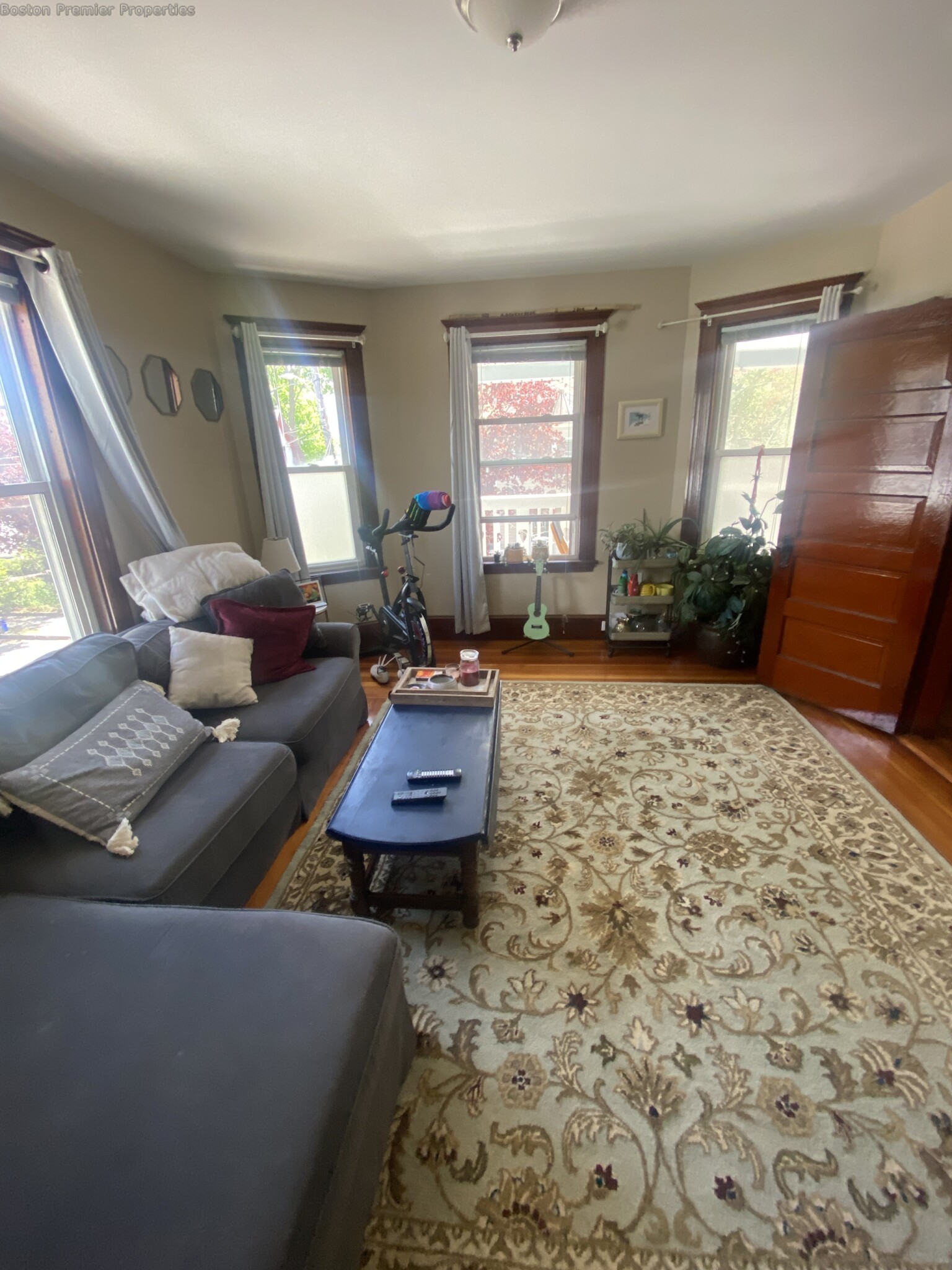 77 Rodman St, Quincy