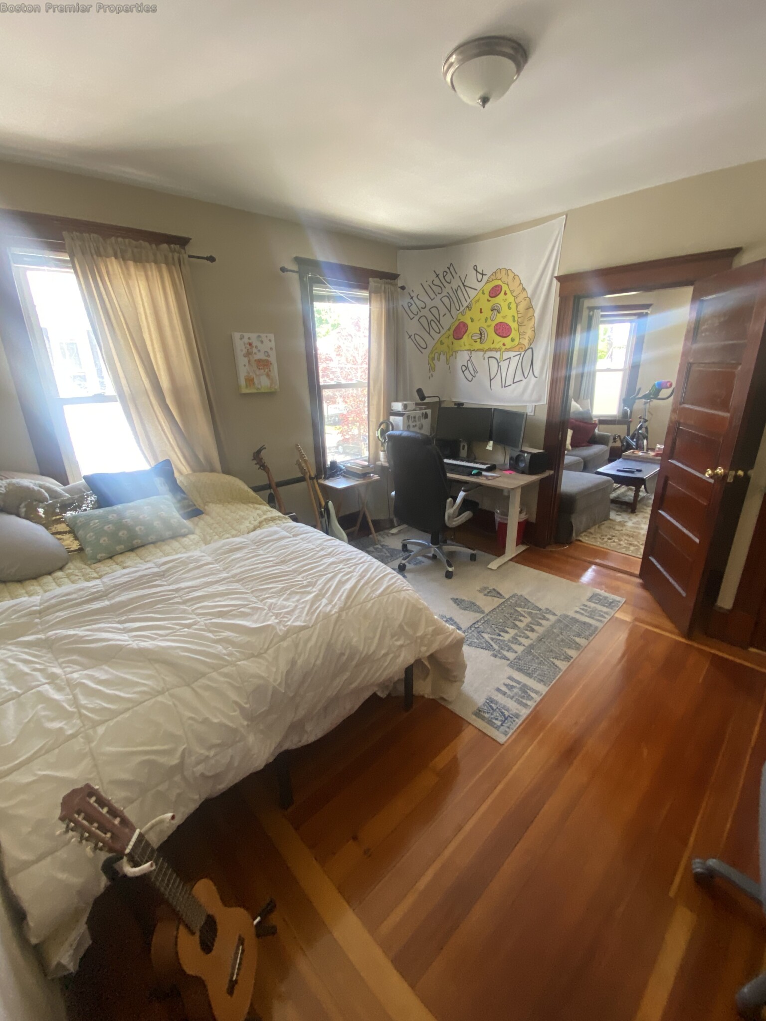 77 Rodman St, Quincy