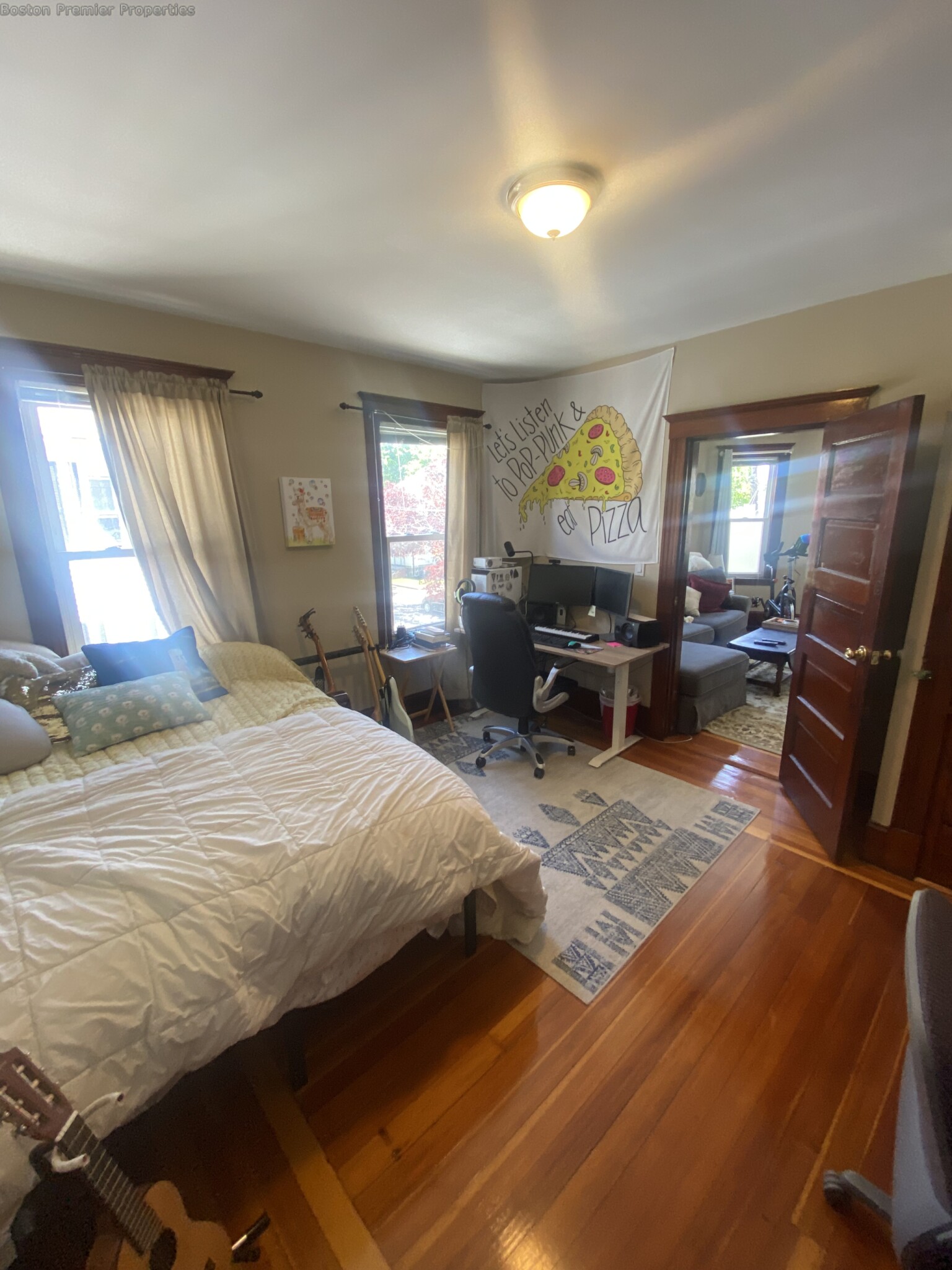 77 Rodman St, Quincy