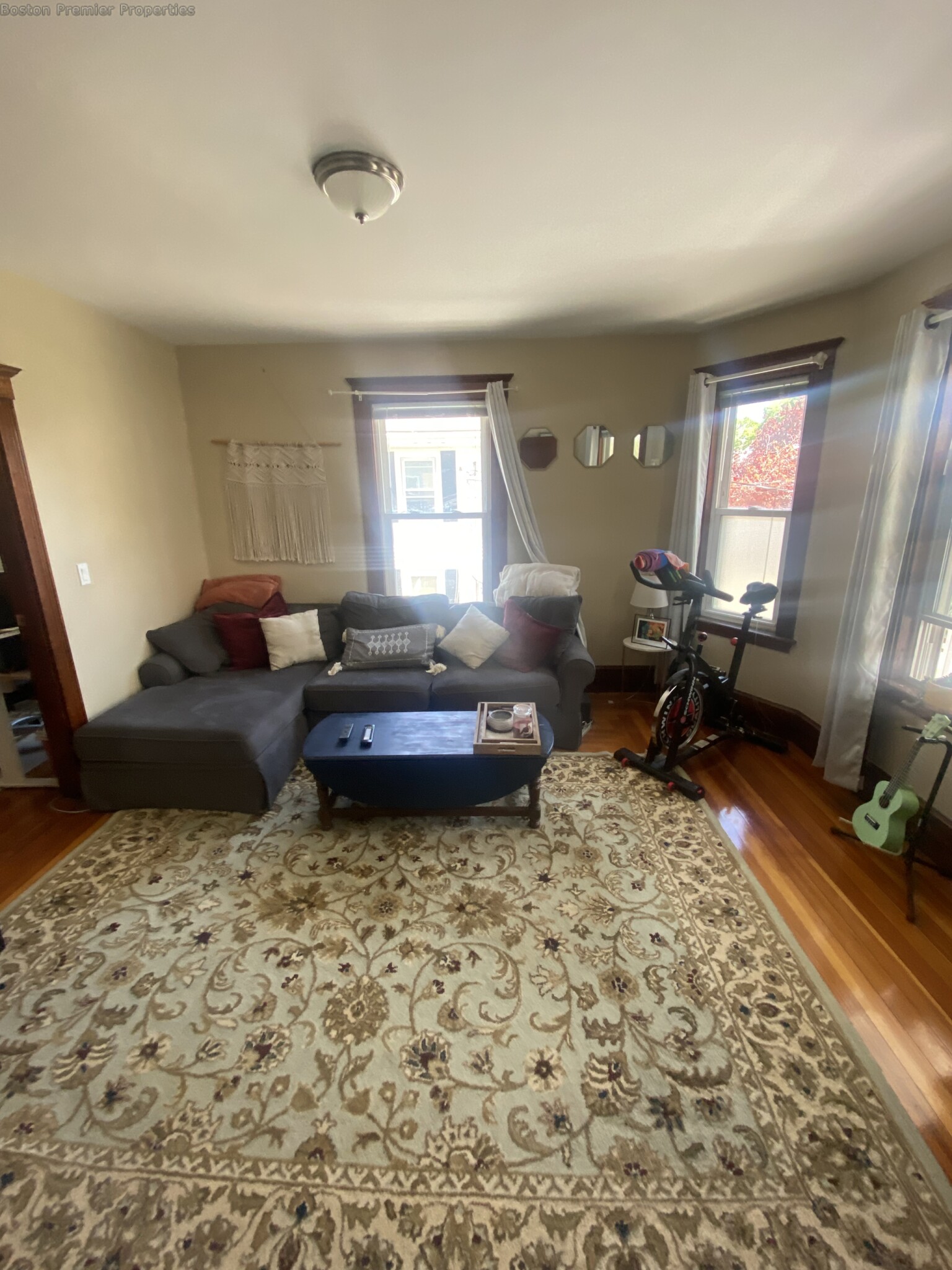 77 Rodman St, Quincy