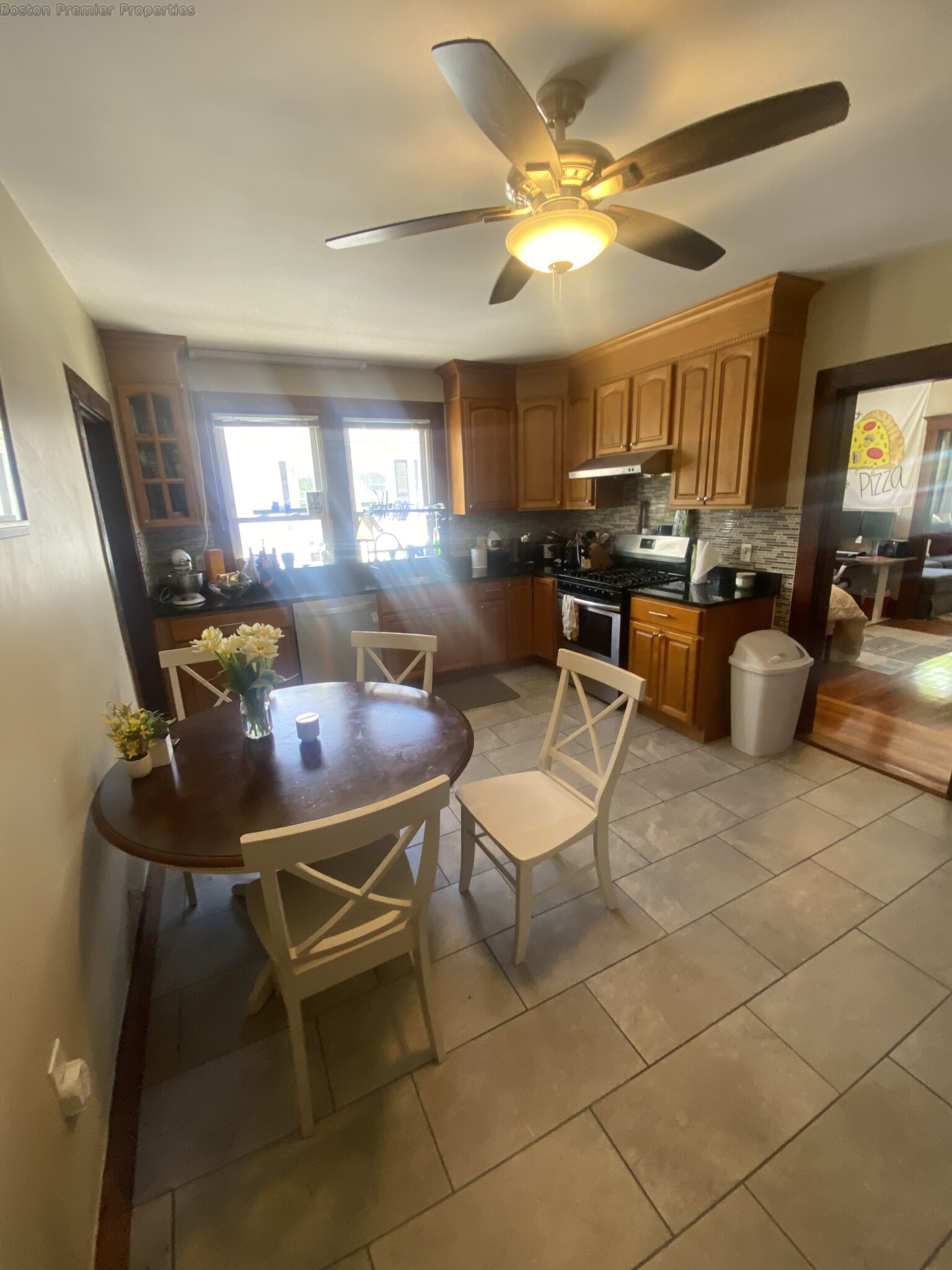 77 Rodman St, Quincy