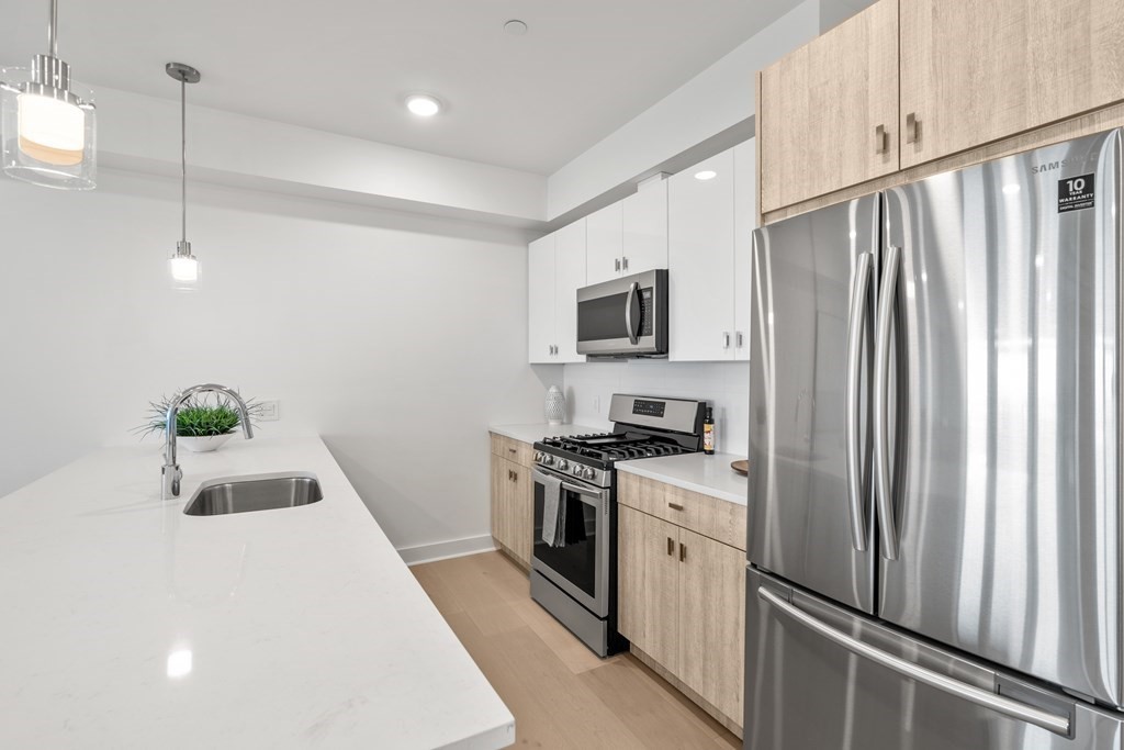 917 Bennington St, East Boston