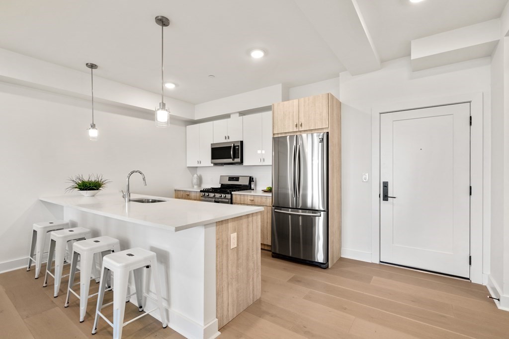 917 Bennington St, East Boston