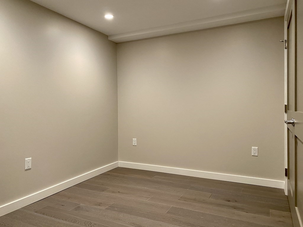 244 Hanover St, North End