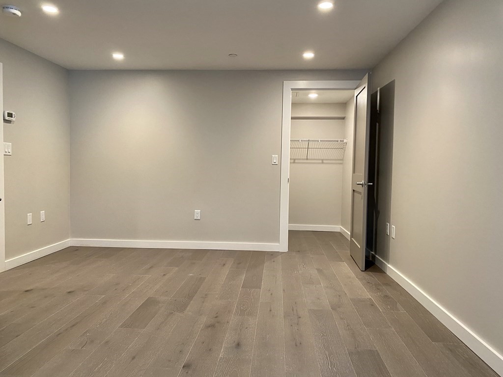 244 Hanover St, North End