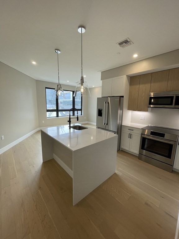 70 Leo Birmingham Pkwy. - 2,975USD / month