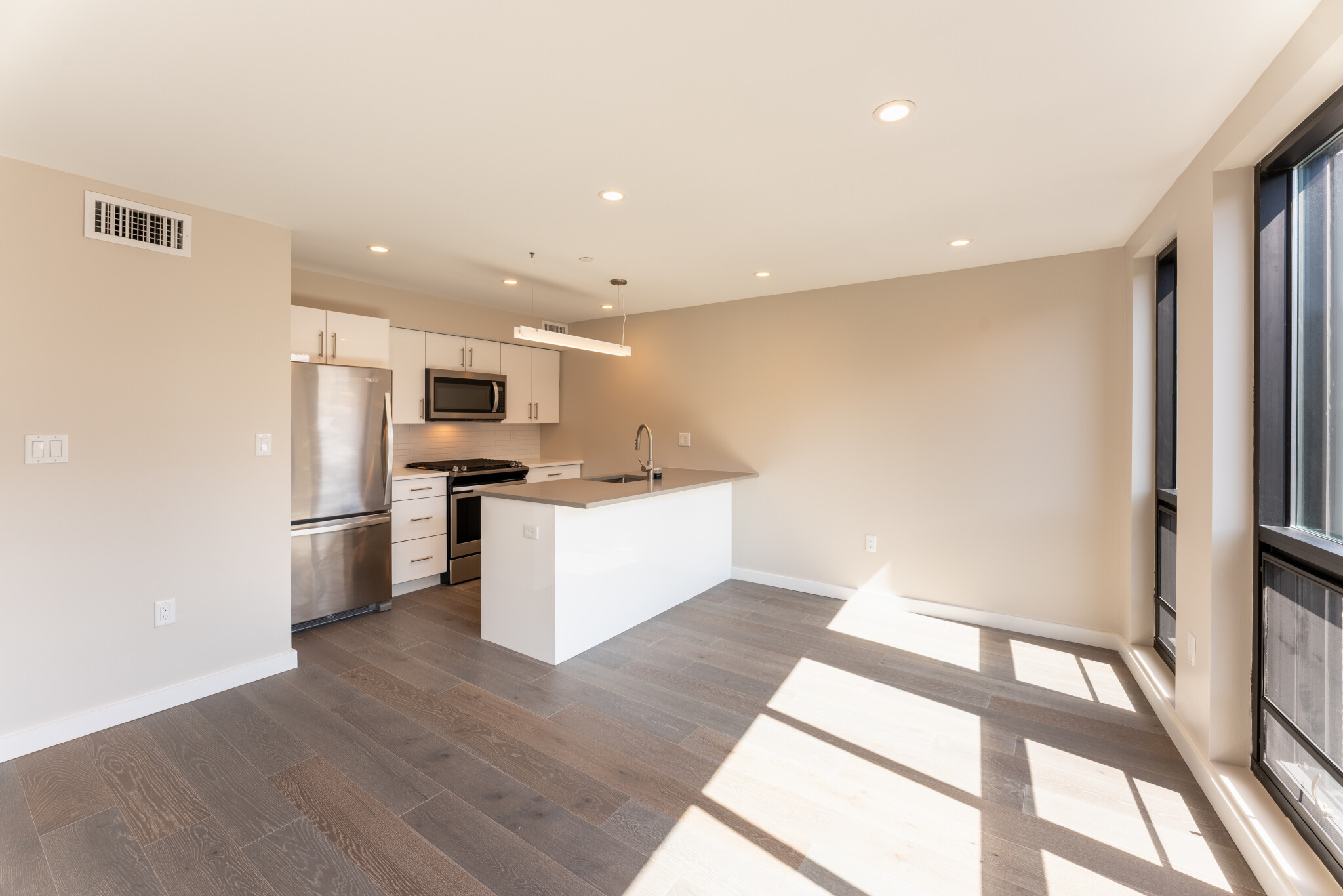 244 Hanover St, North End