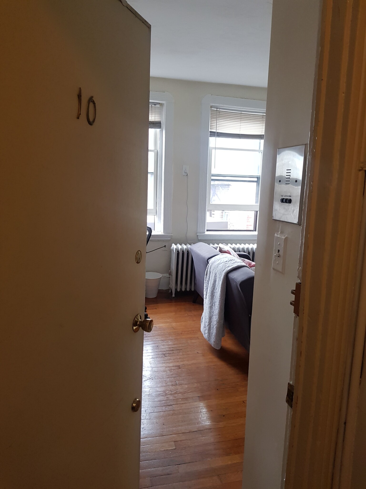 52 Garden St. - 2,500USD / month