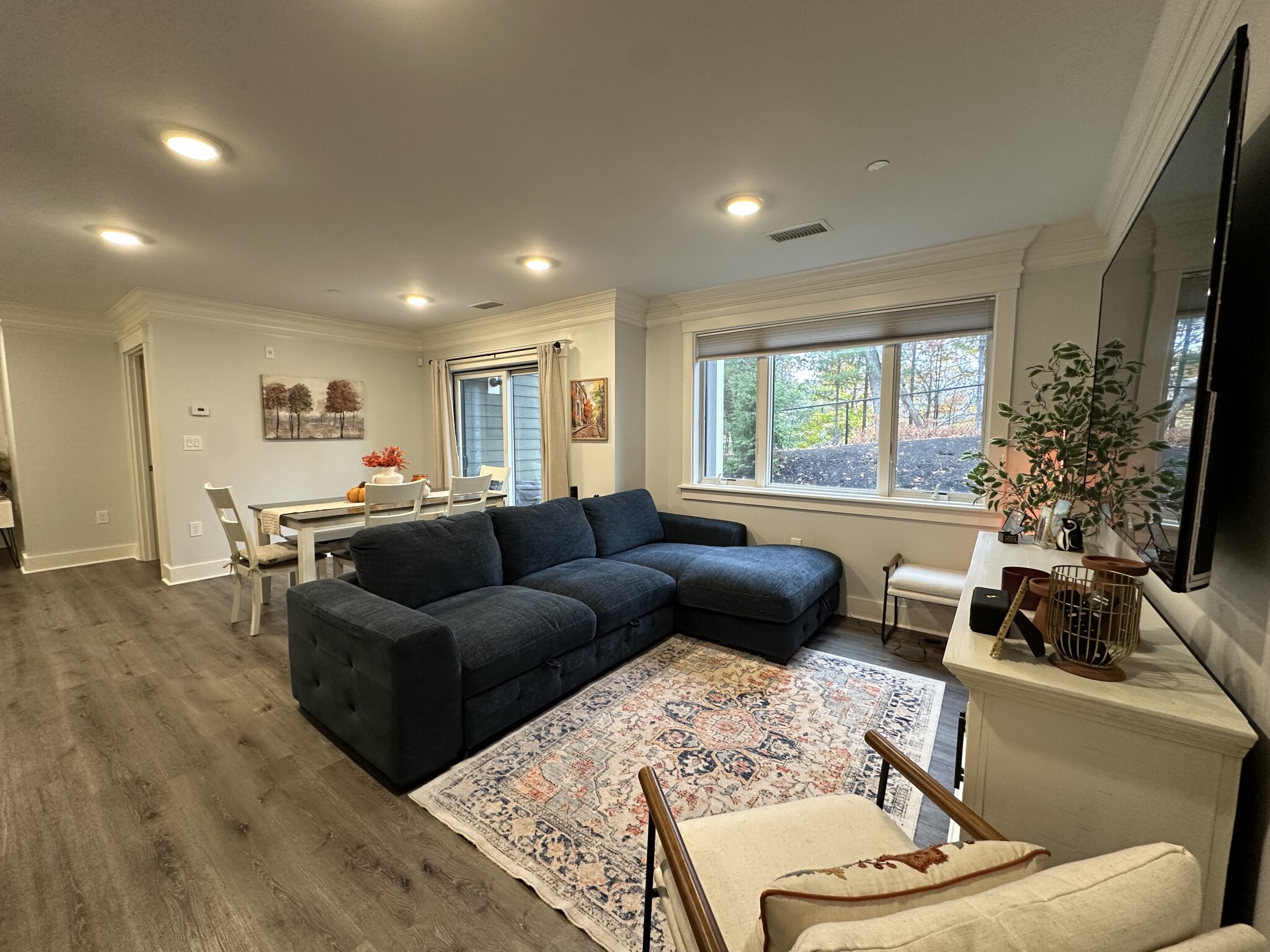 17 Hennery Way, Medfield, MA - 2,900 USD/ month