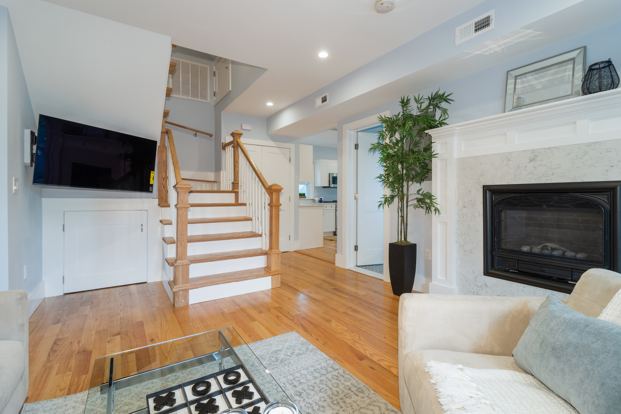 293 Rindge Ave, Porter Square