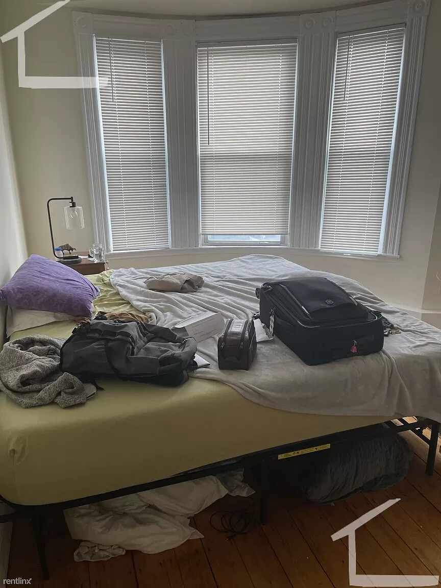 115 Hampshire St, Cambridgeport