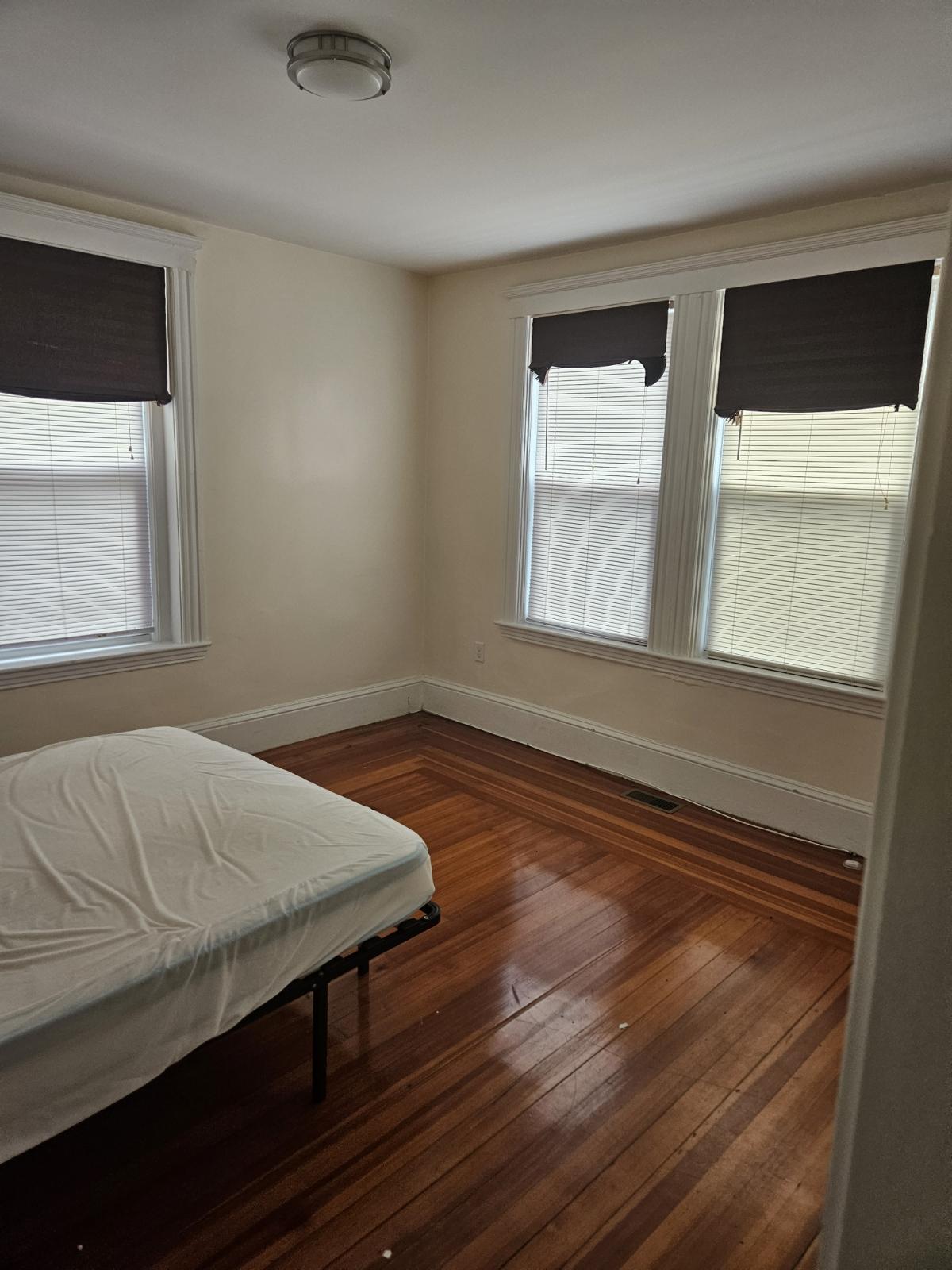 20 Moraine, Waverley Square