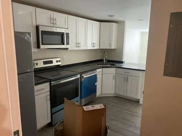 520 Main St, South Side