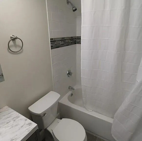 37 Clinton St, Framingham