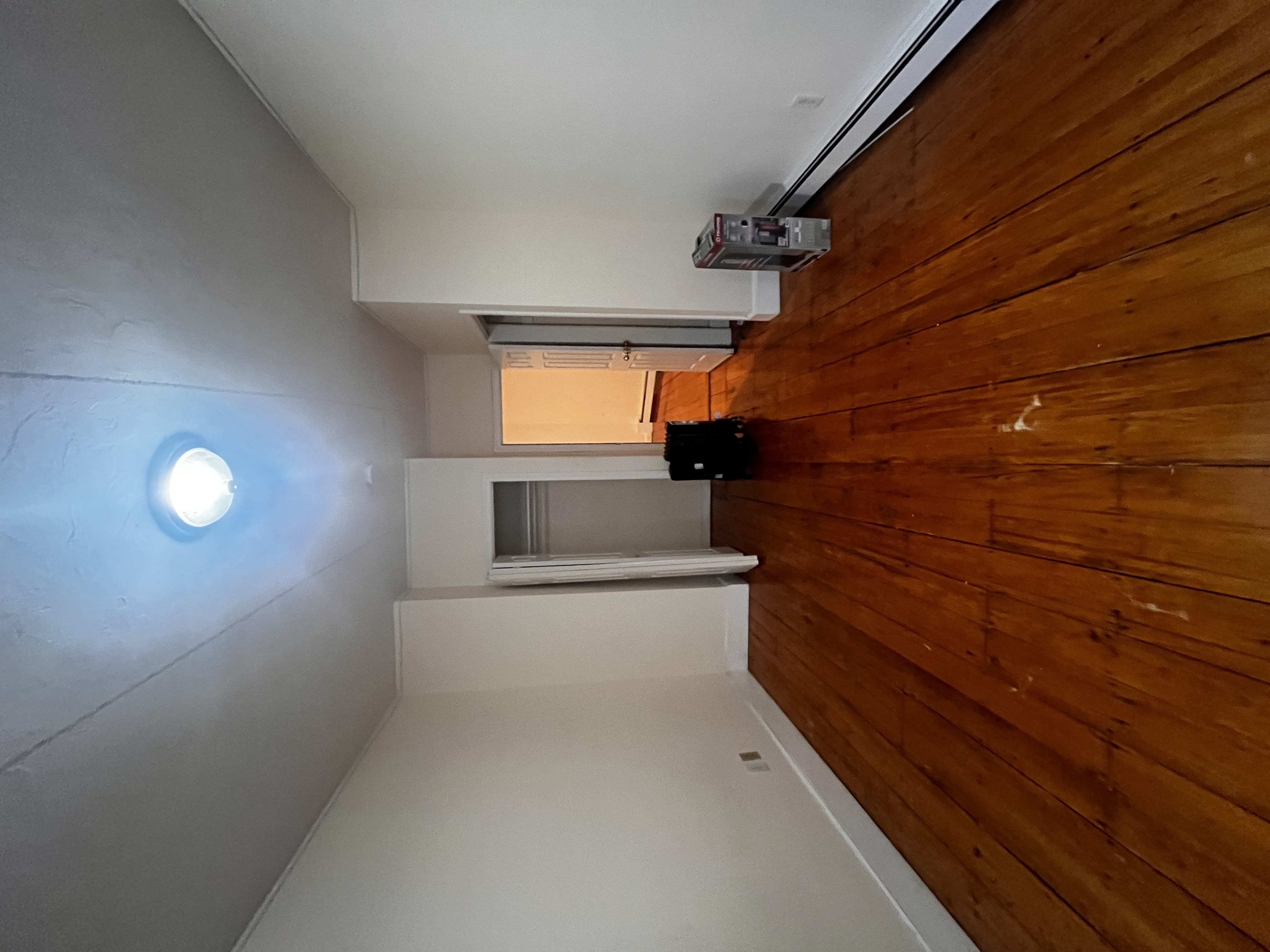Photos of apartment on Hampshire St.,Cambridge MA 02139