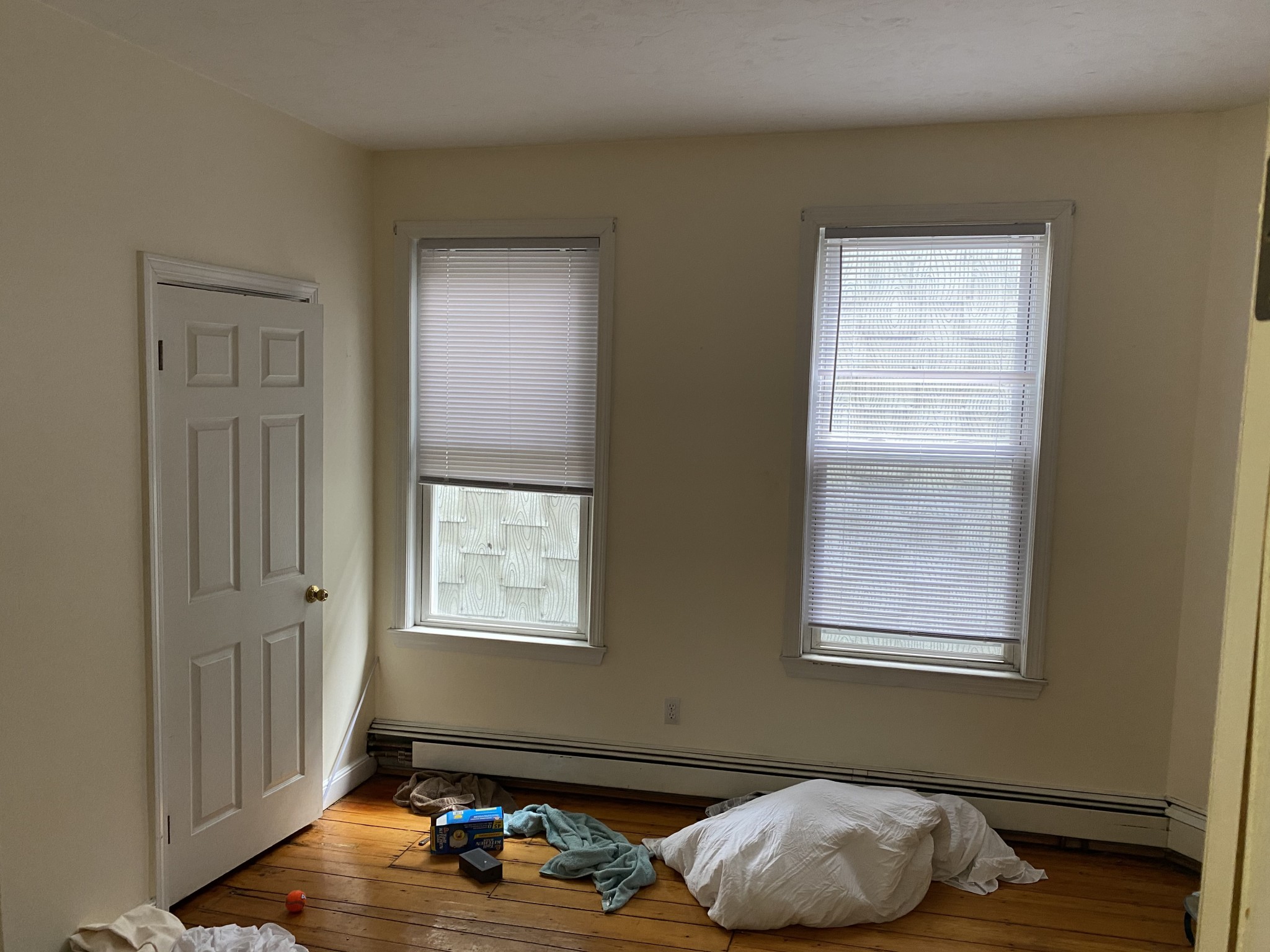Photos of apartment on Hampshire St.,Cambridge MA 02139