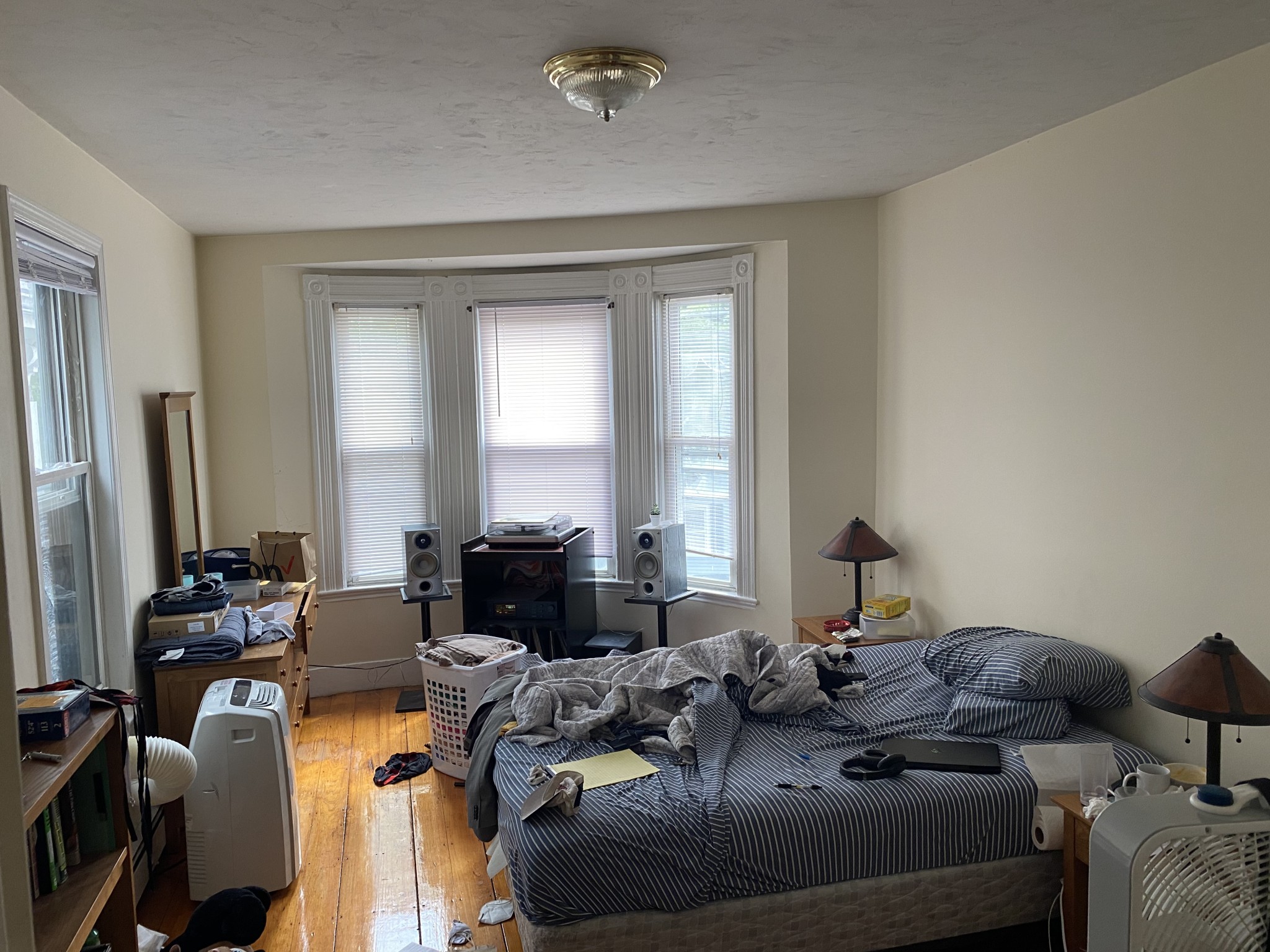 Photos of apartment on Hampshire St.,Cambridge MA 02139