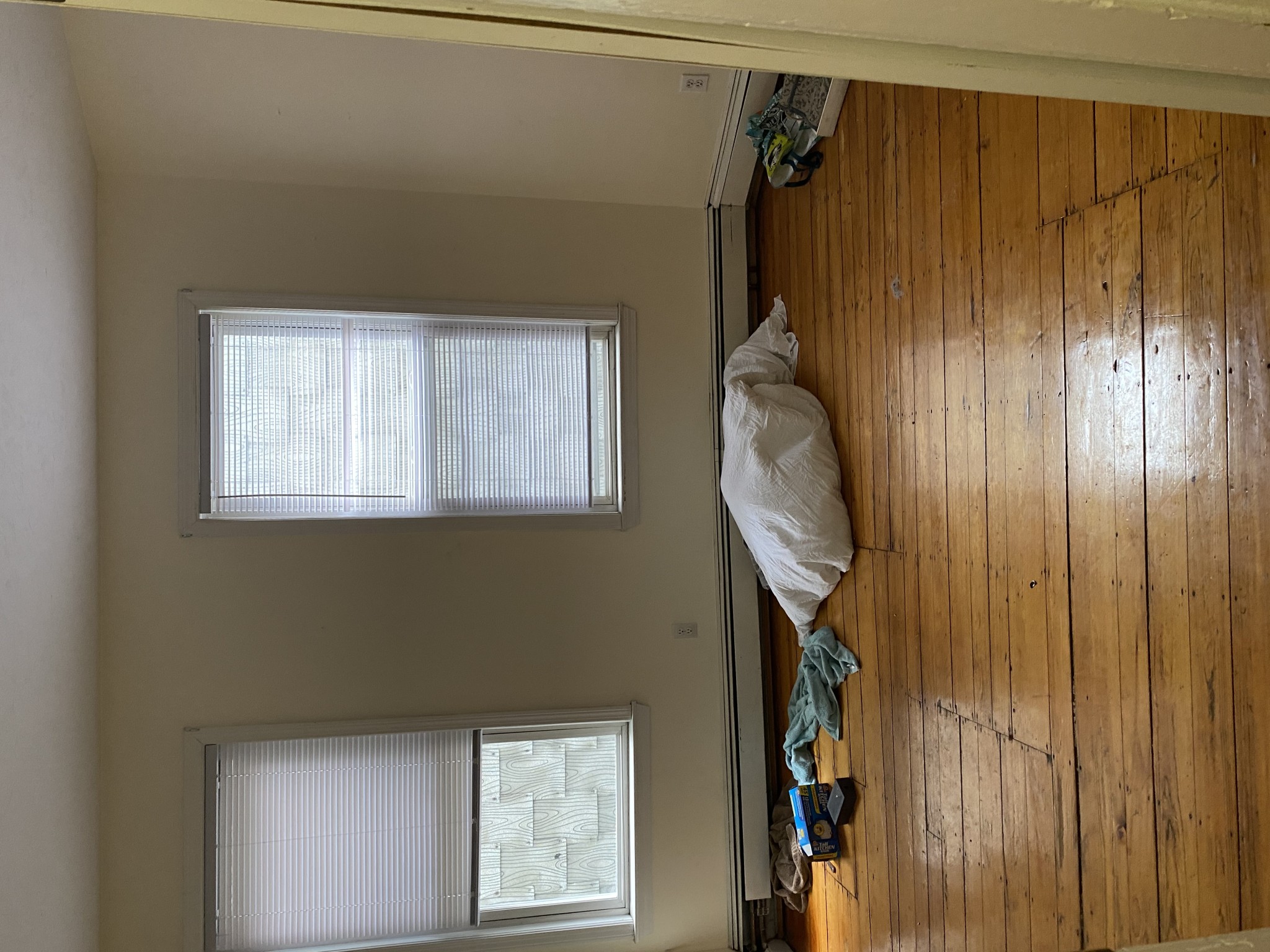 Photos of apartment on Hampshire St.,Cambridge MA 02139