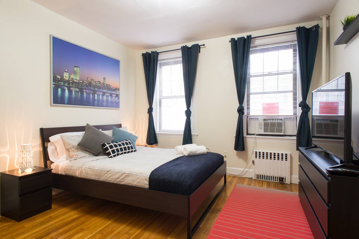 2 bed, 1 bath apartment for rent at 58 Queensberry St Unit 7, Fenway — photo 5 of 9
