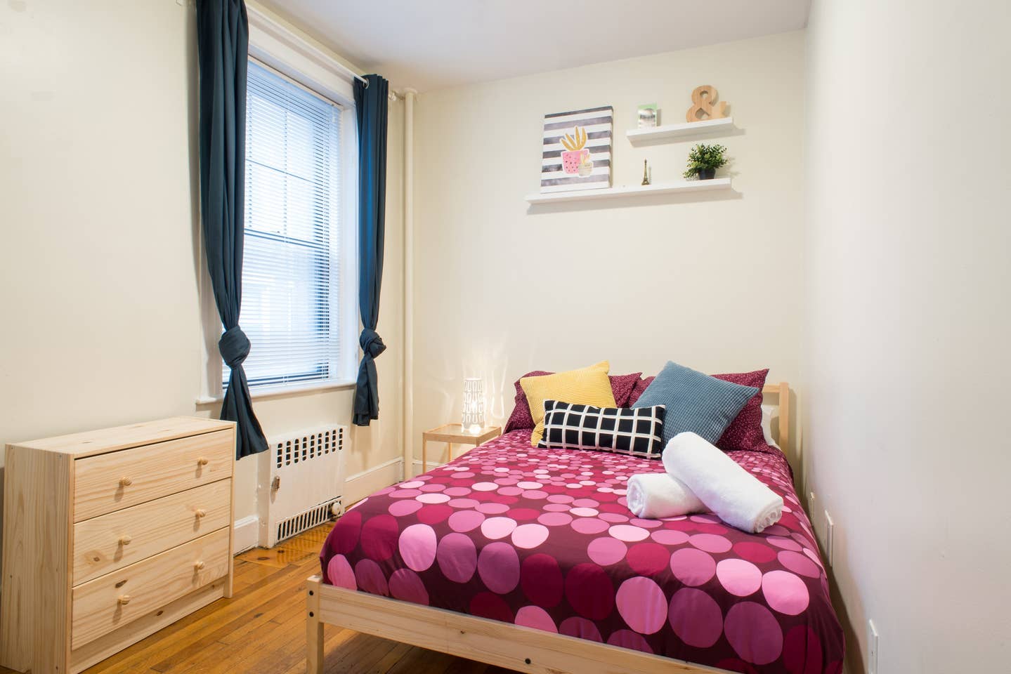 2 bed, 1 bath apartment for rent at 58 Queensberry St Unit 7, Fenway — photo 6 of 9